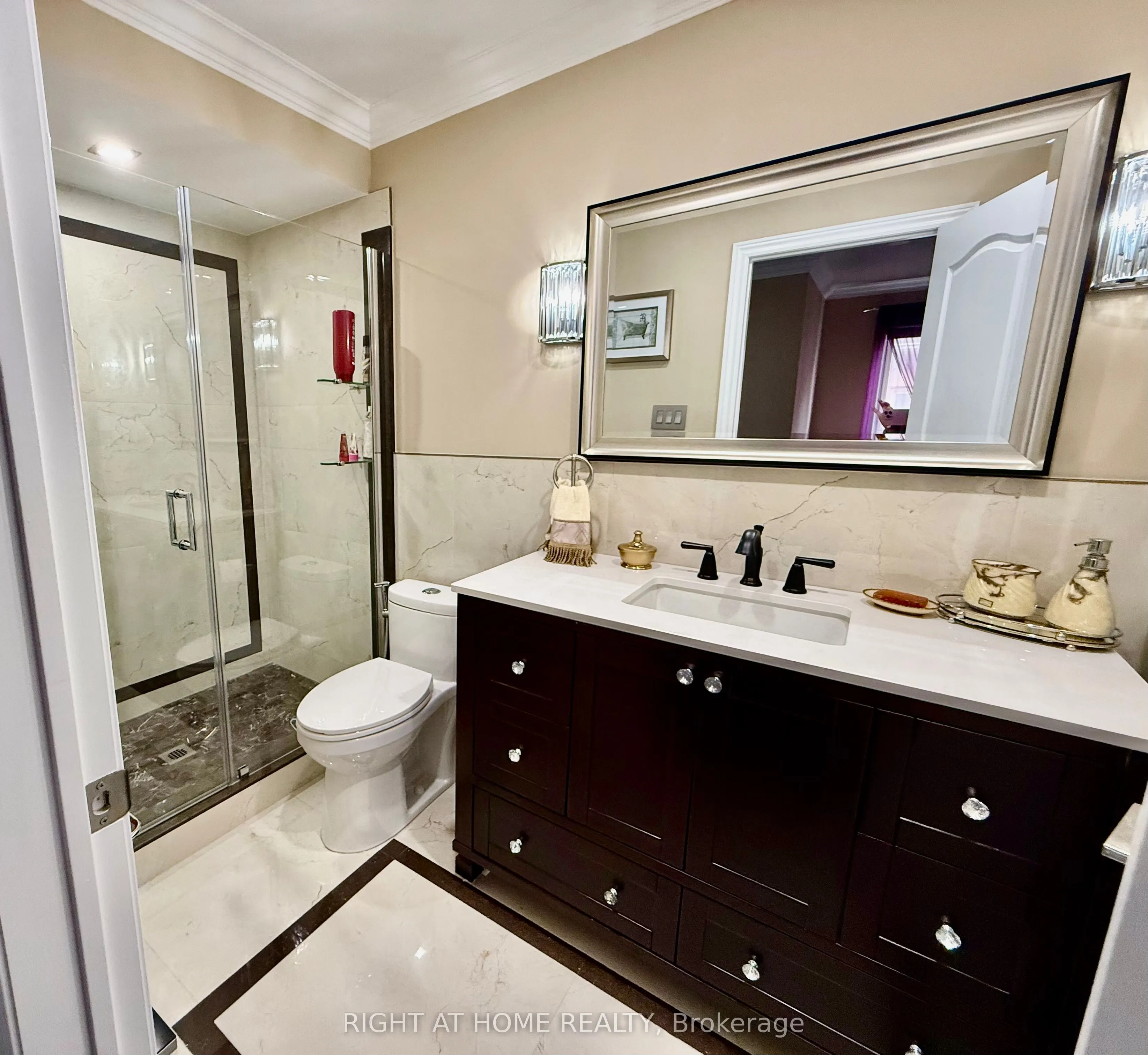129 Four Seasons Crescent