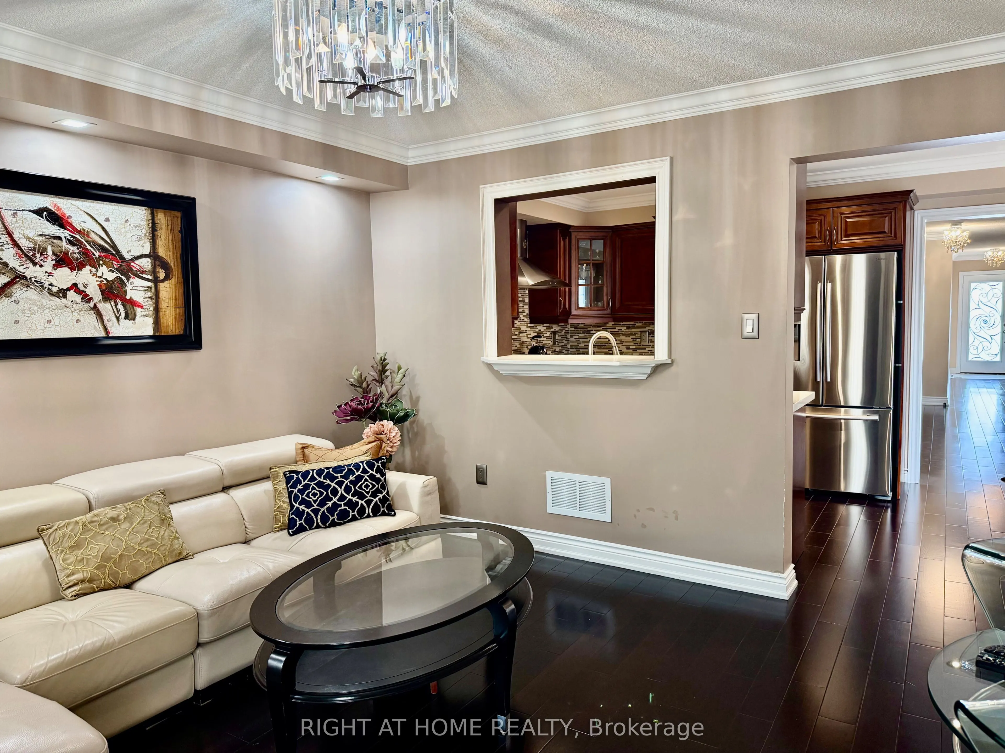 129 Four Seasons Crescent