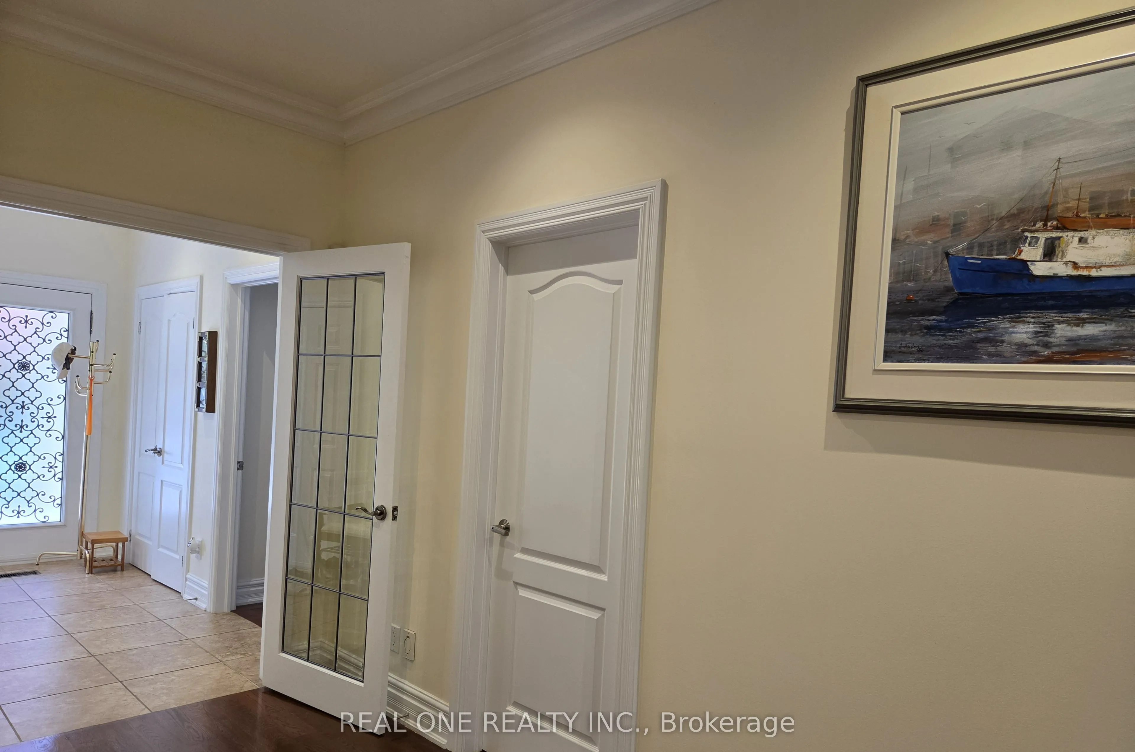 36 Wildrose Crescent E