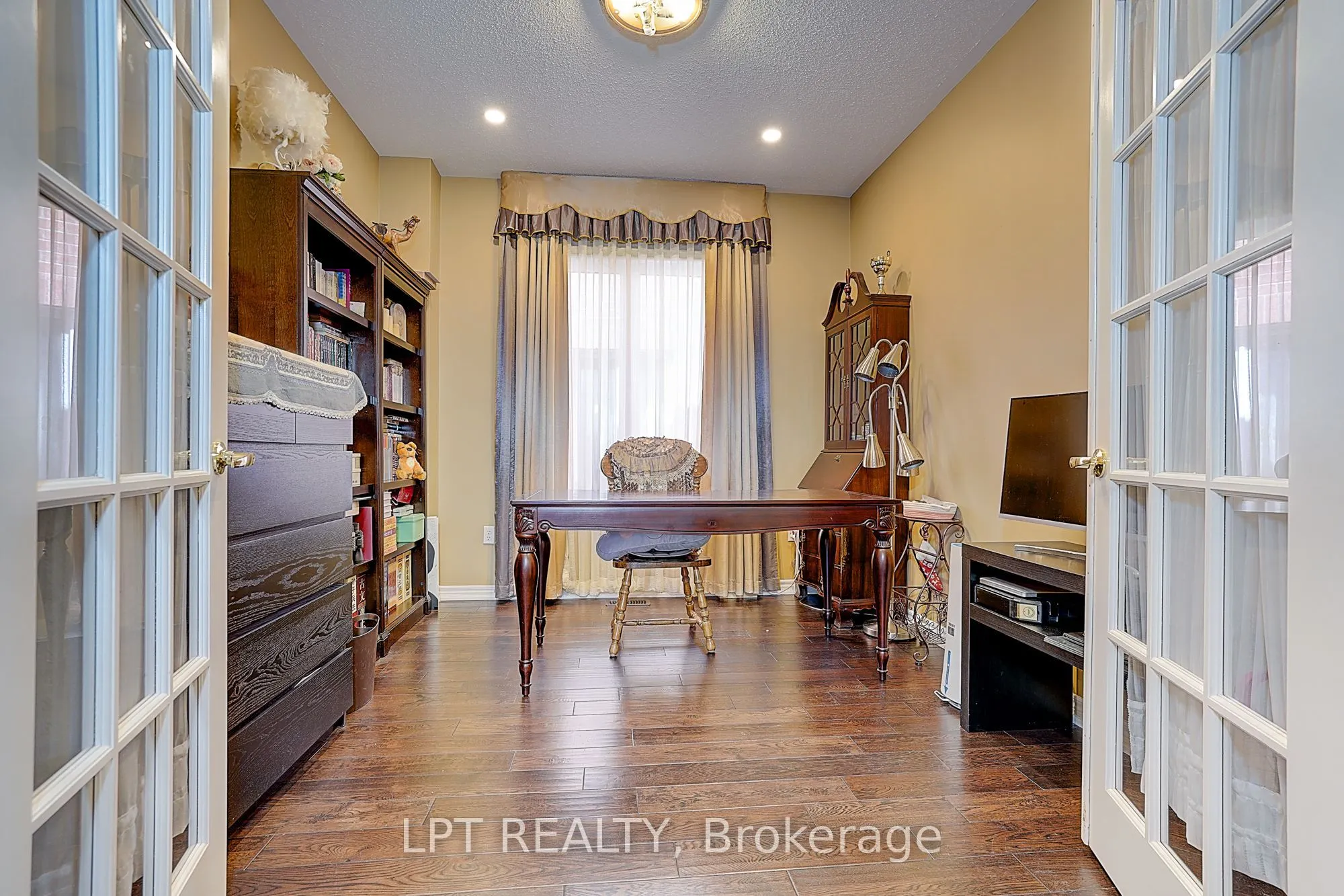 1168 McTavish Drive