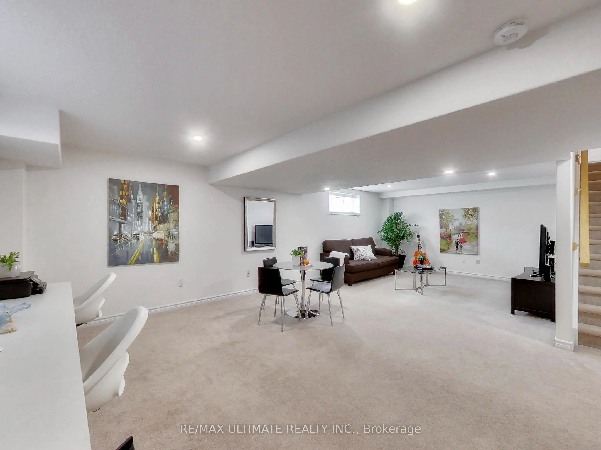 152 Gray Avenue