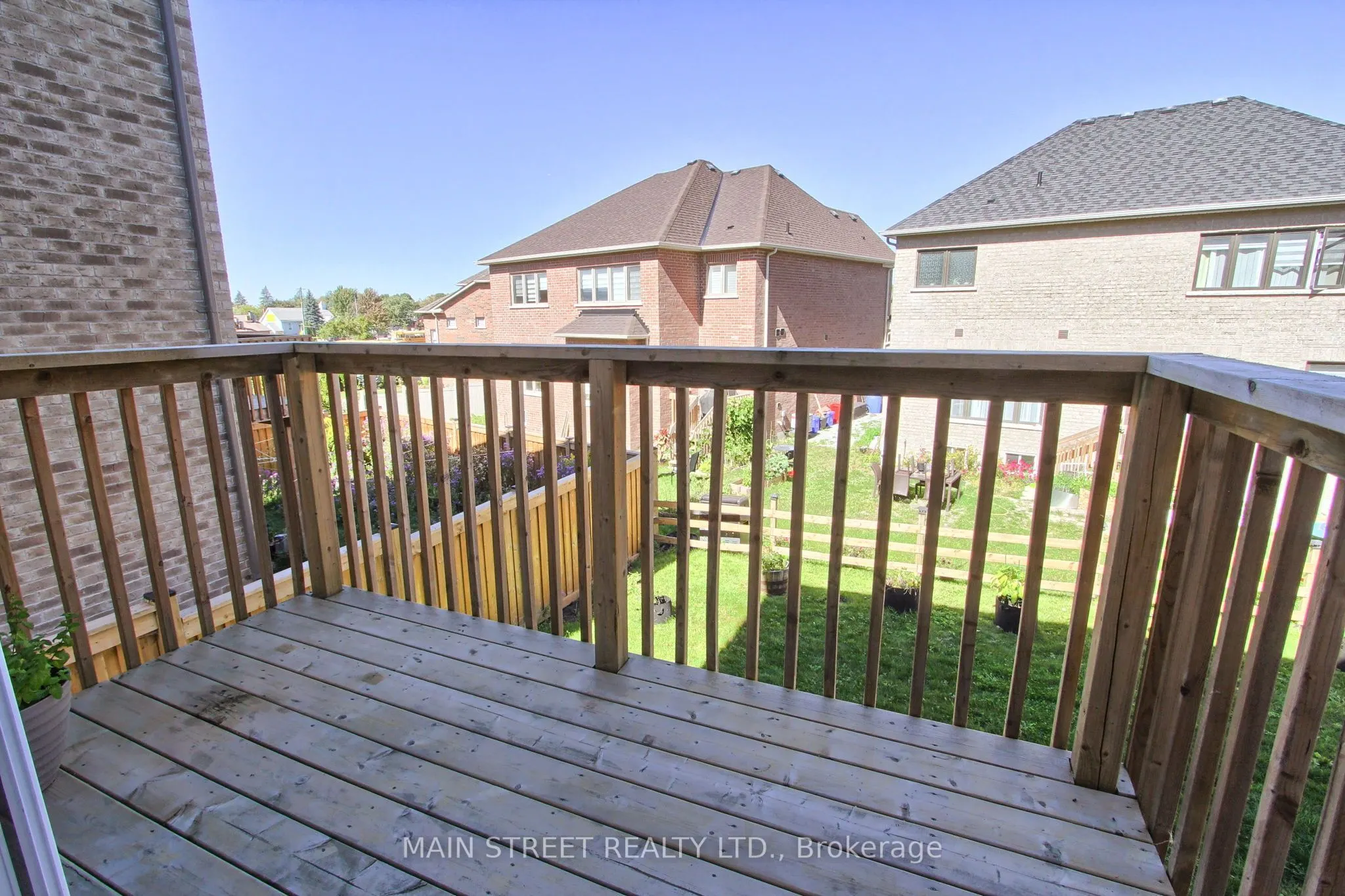 90 Kingknoll Crescent