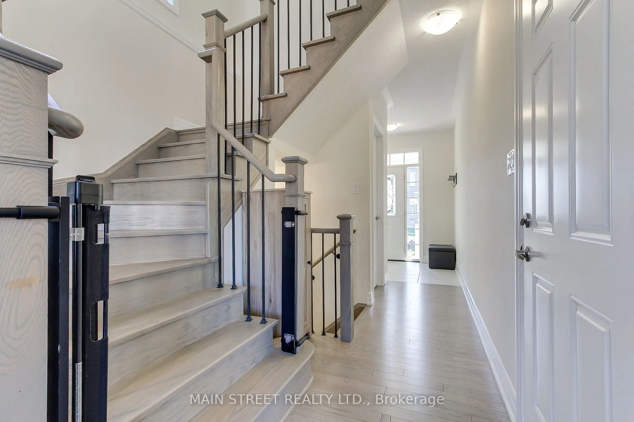 90 Kingknoll Crescent
