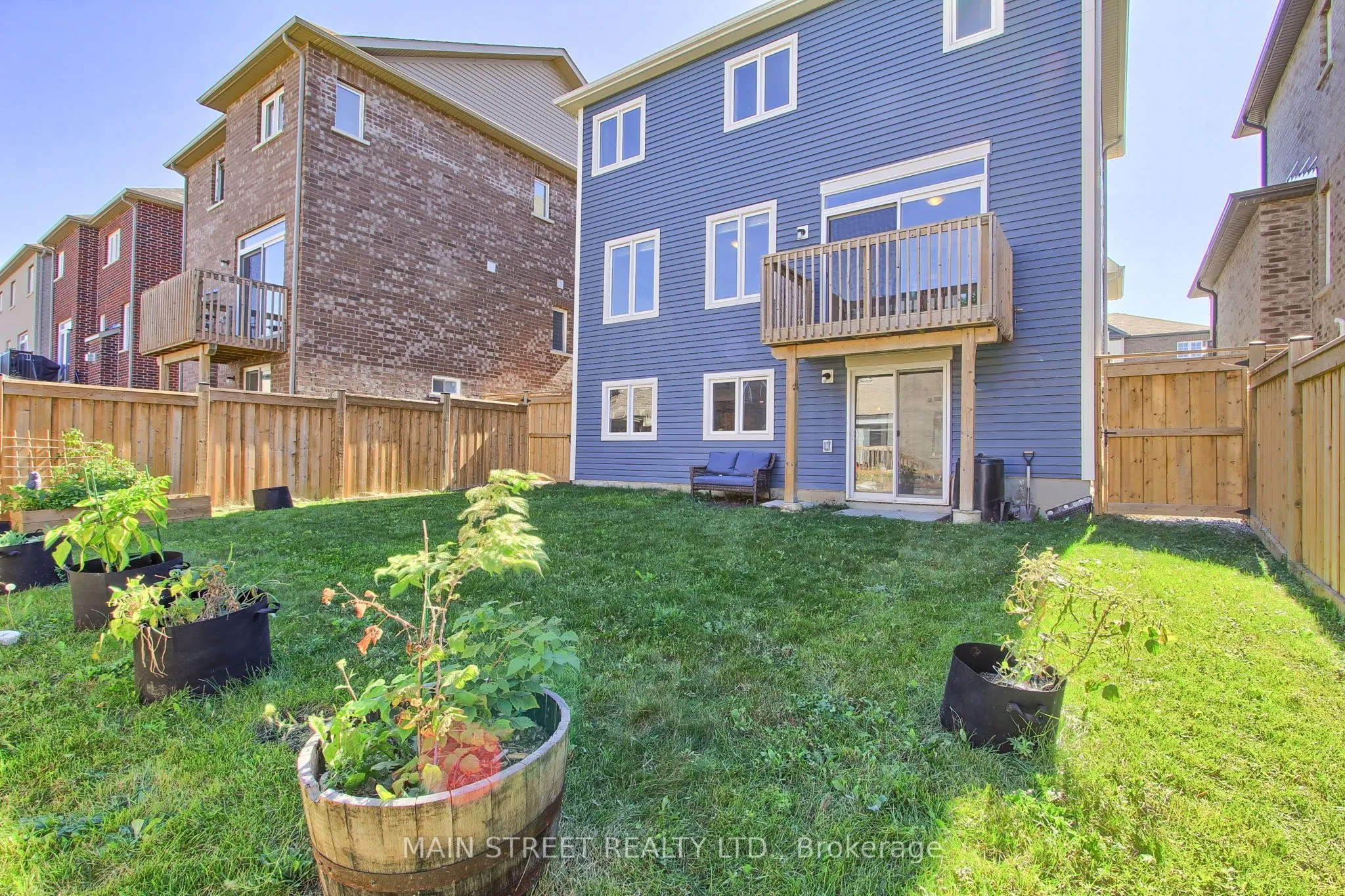 90 Kingknoll Crescent