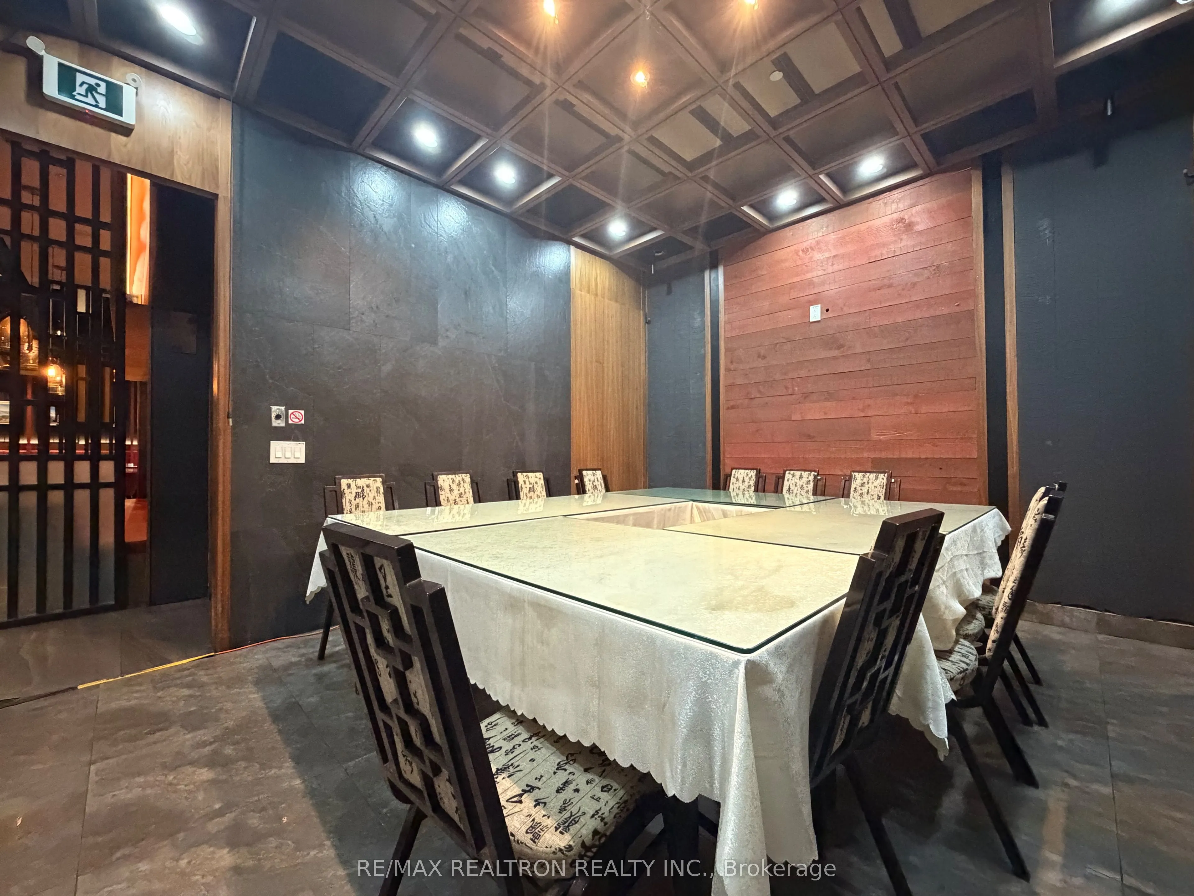 180 Steeles Avenue W #20A