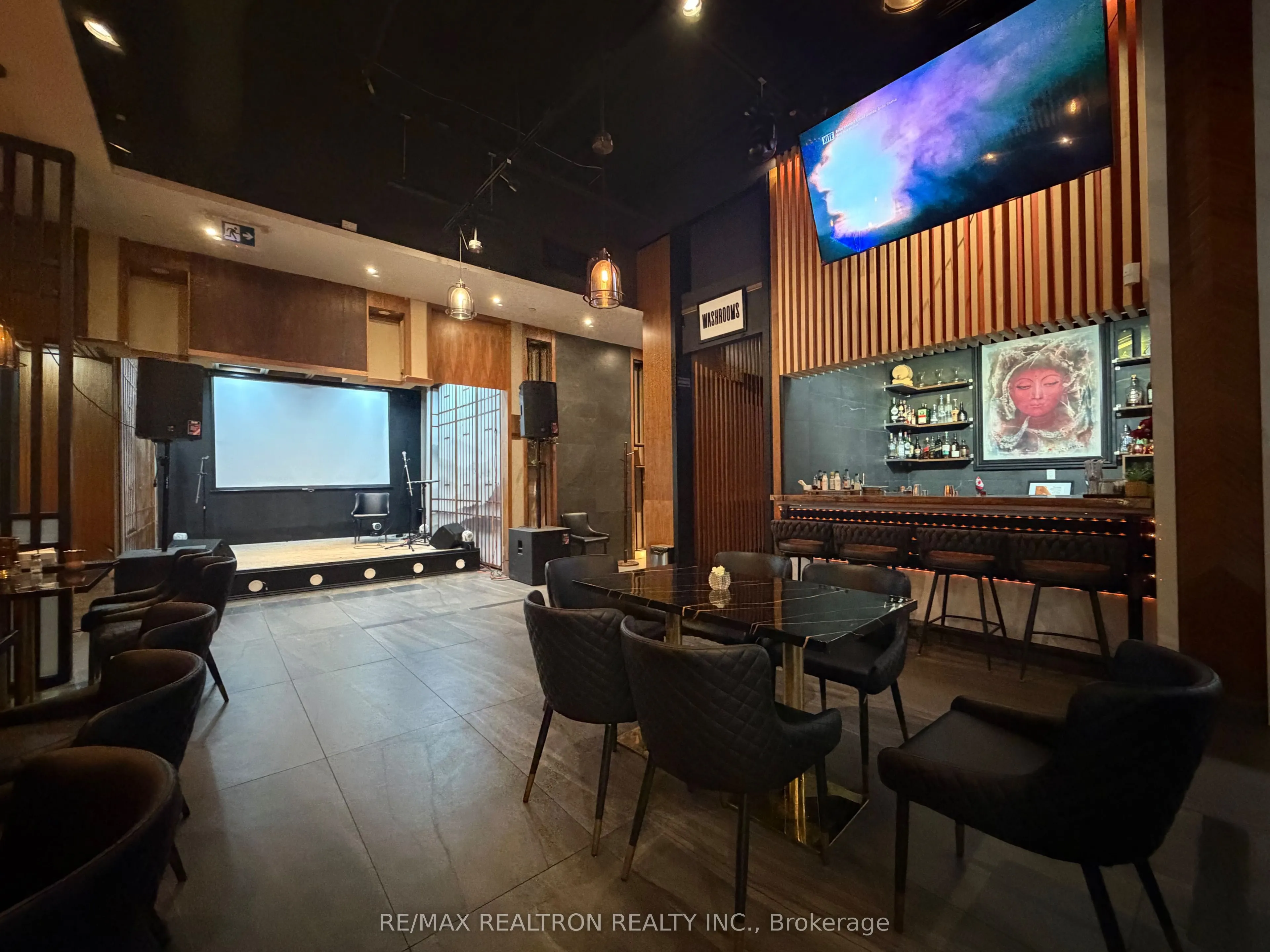 180 Steeles Avenue W #20A