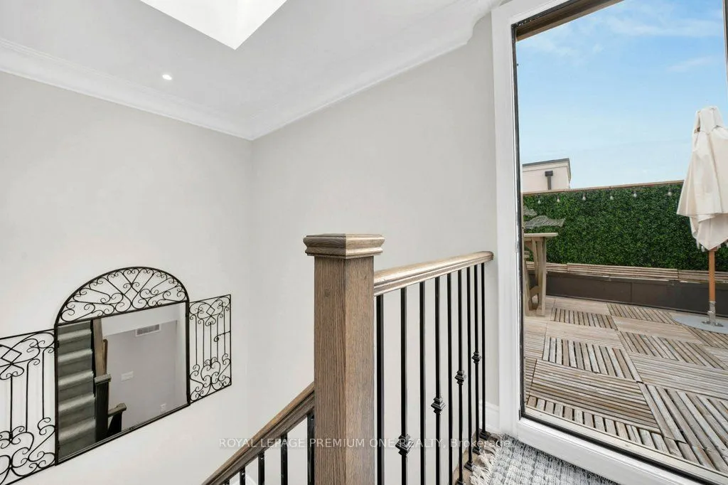 86 Glazebrook Drive
