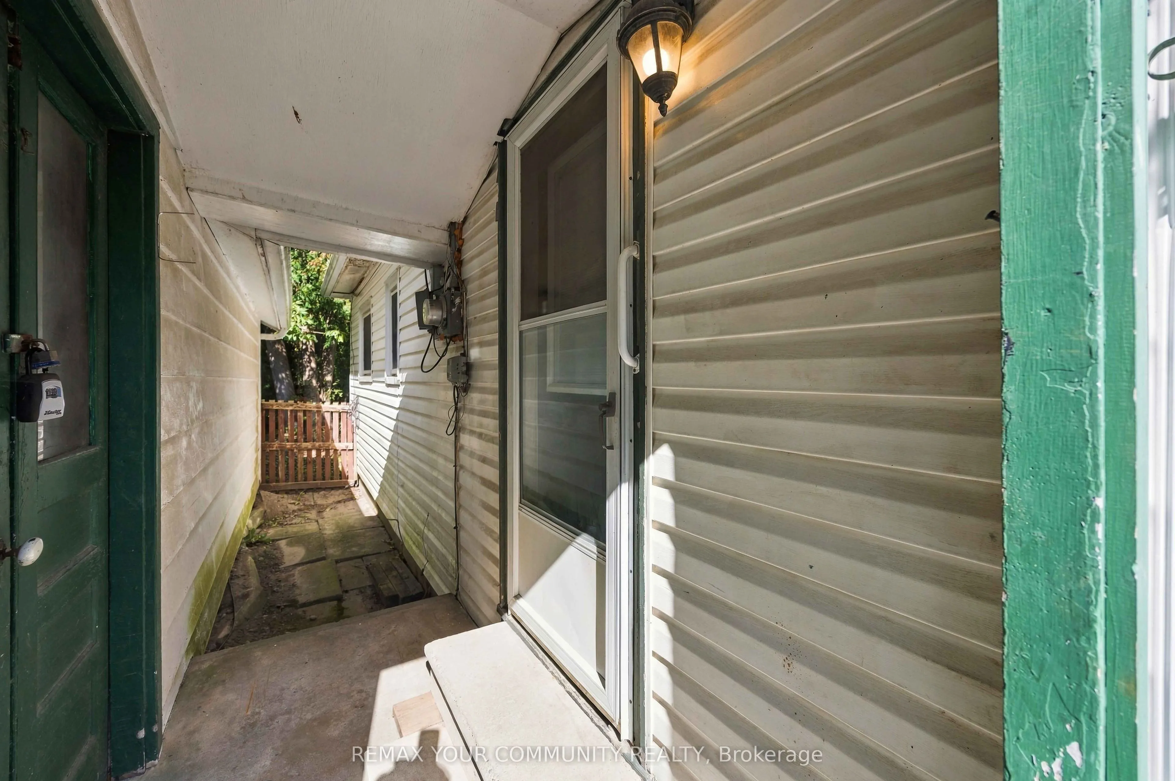 85 Catering Road