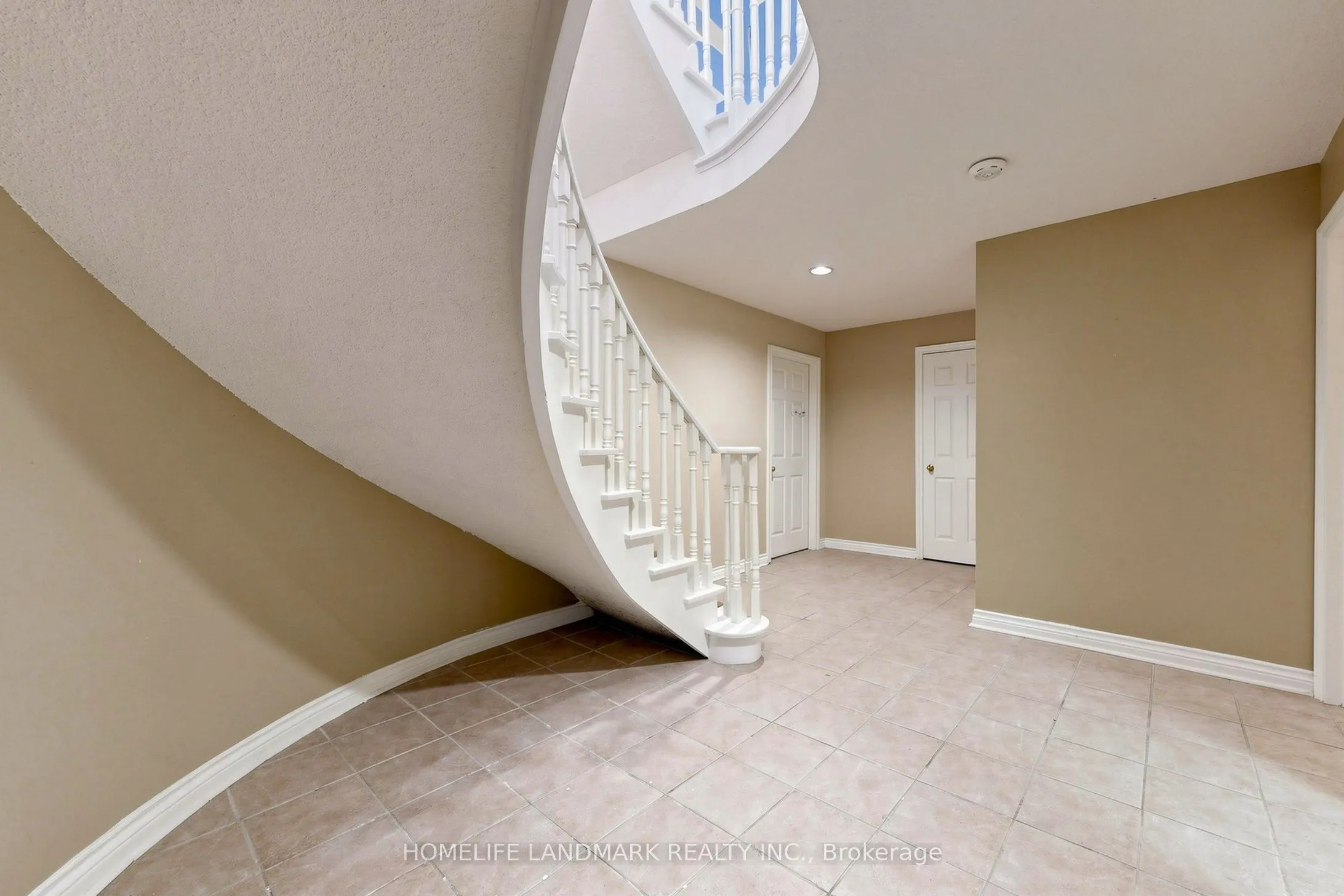 23 Hashbury Place