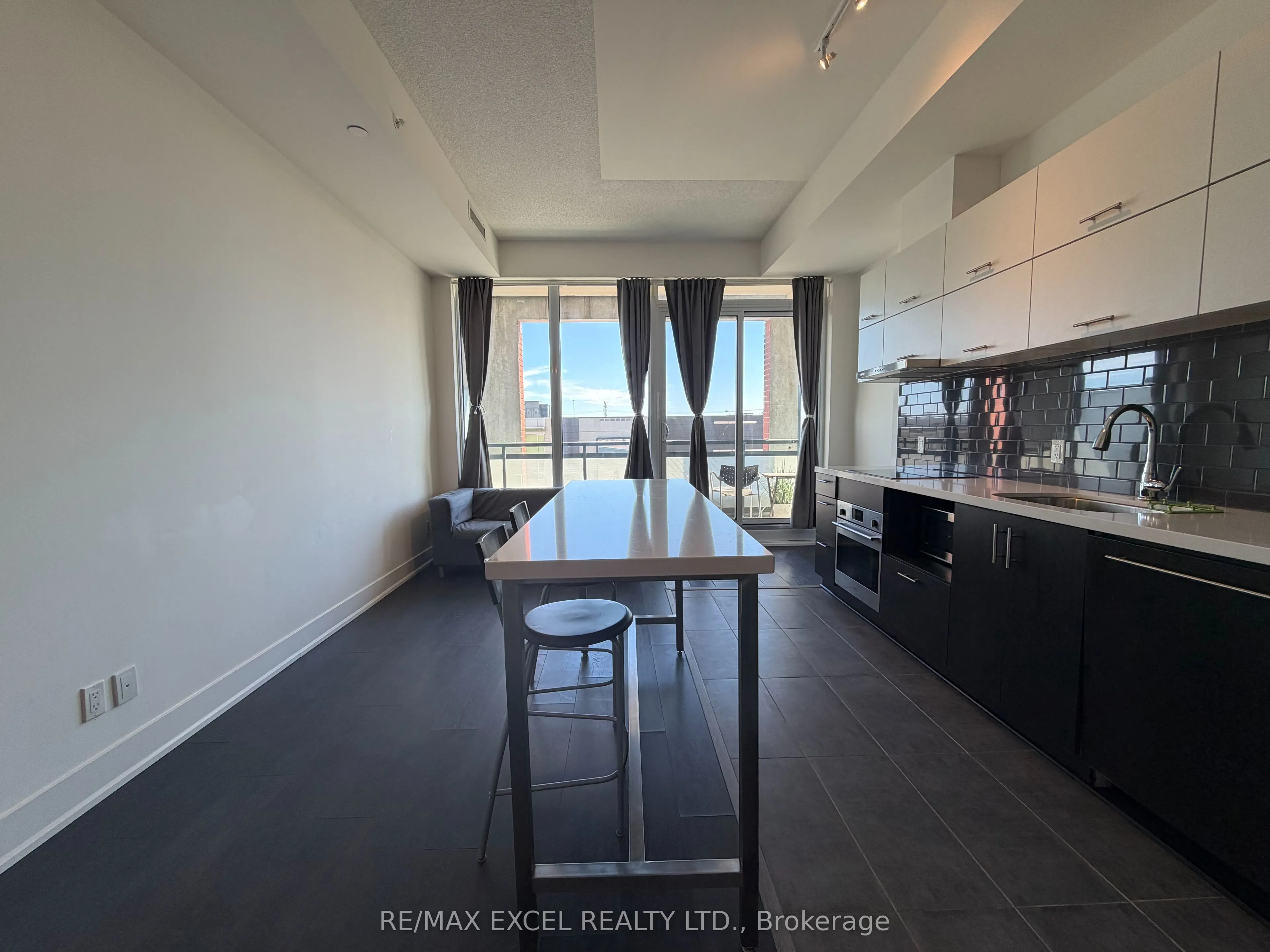 180 Enterprise Boulevard #512