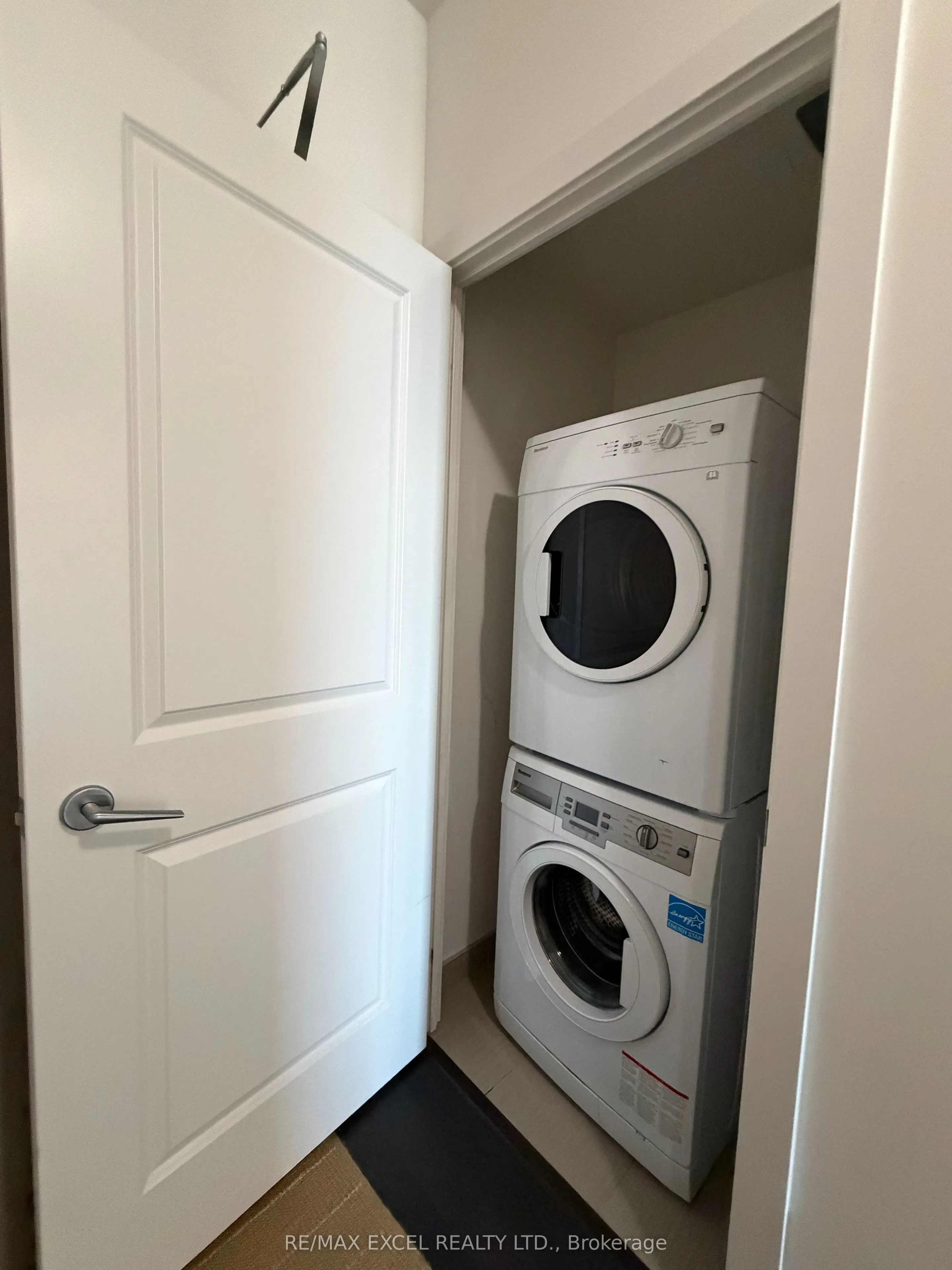 180 Enterprise Boulevard #512