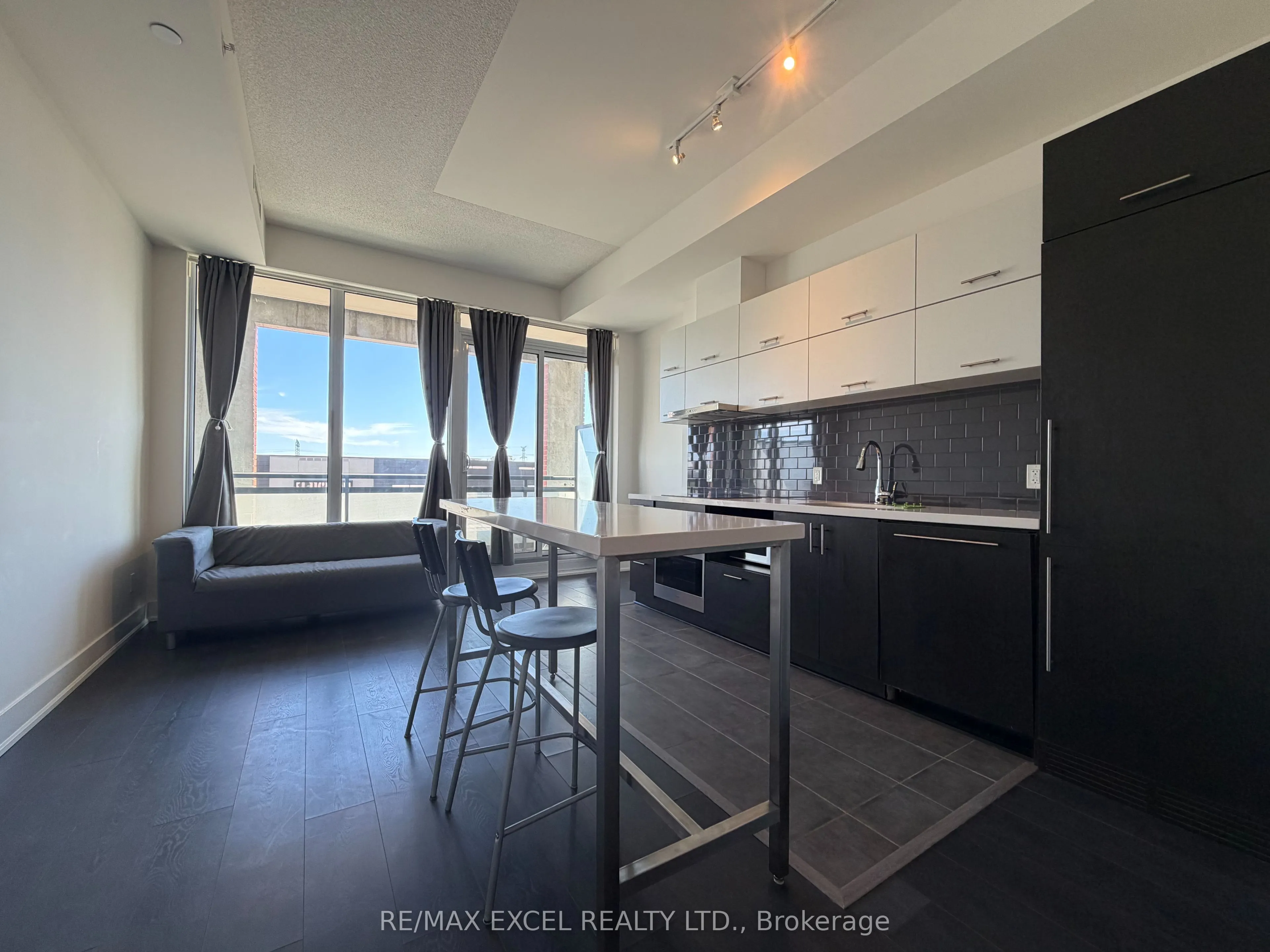 180 Enterprise Boulevard #512