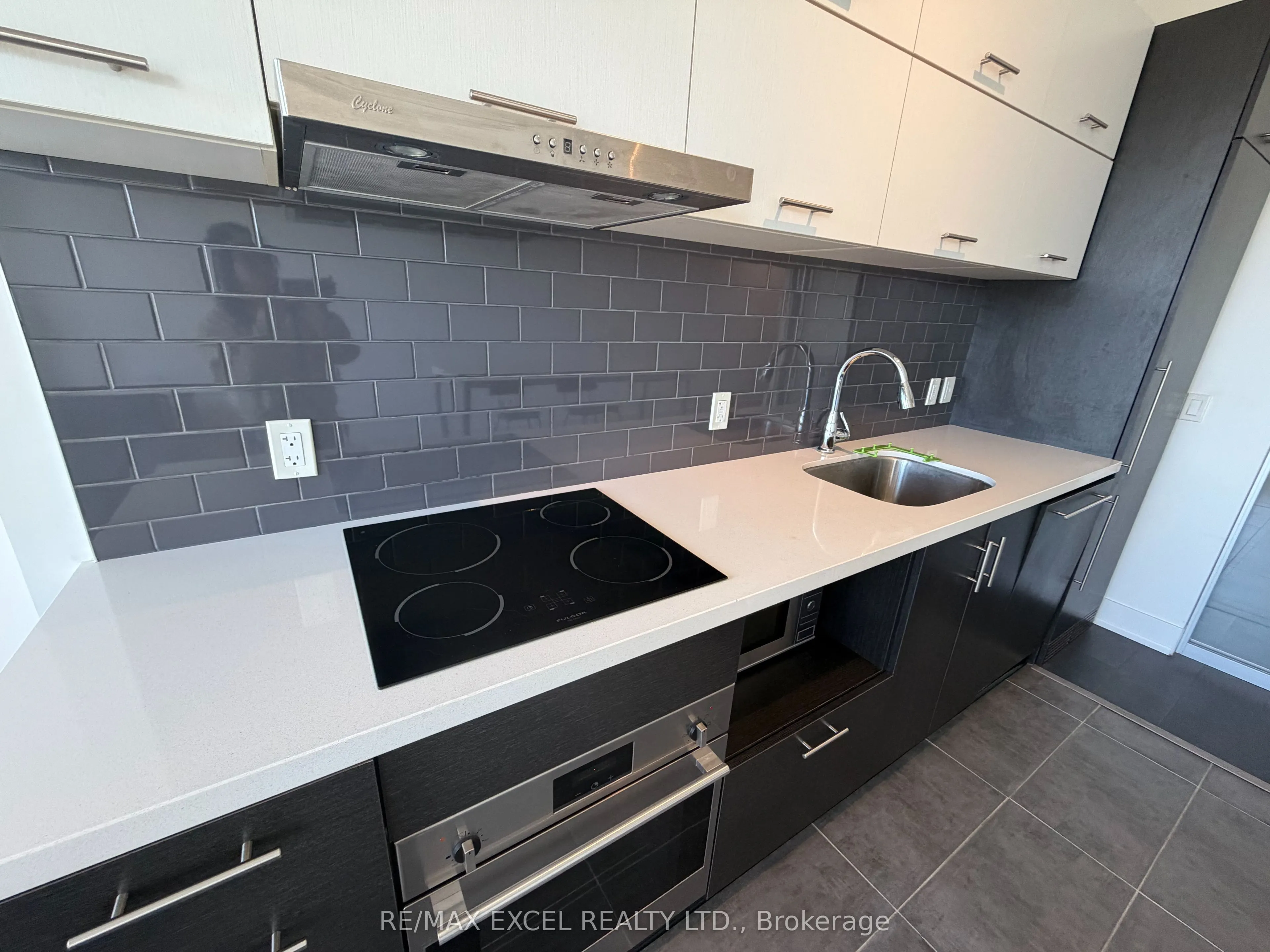 180 Enterprise Boulevard #512