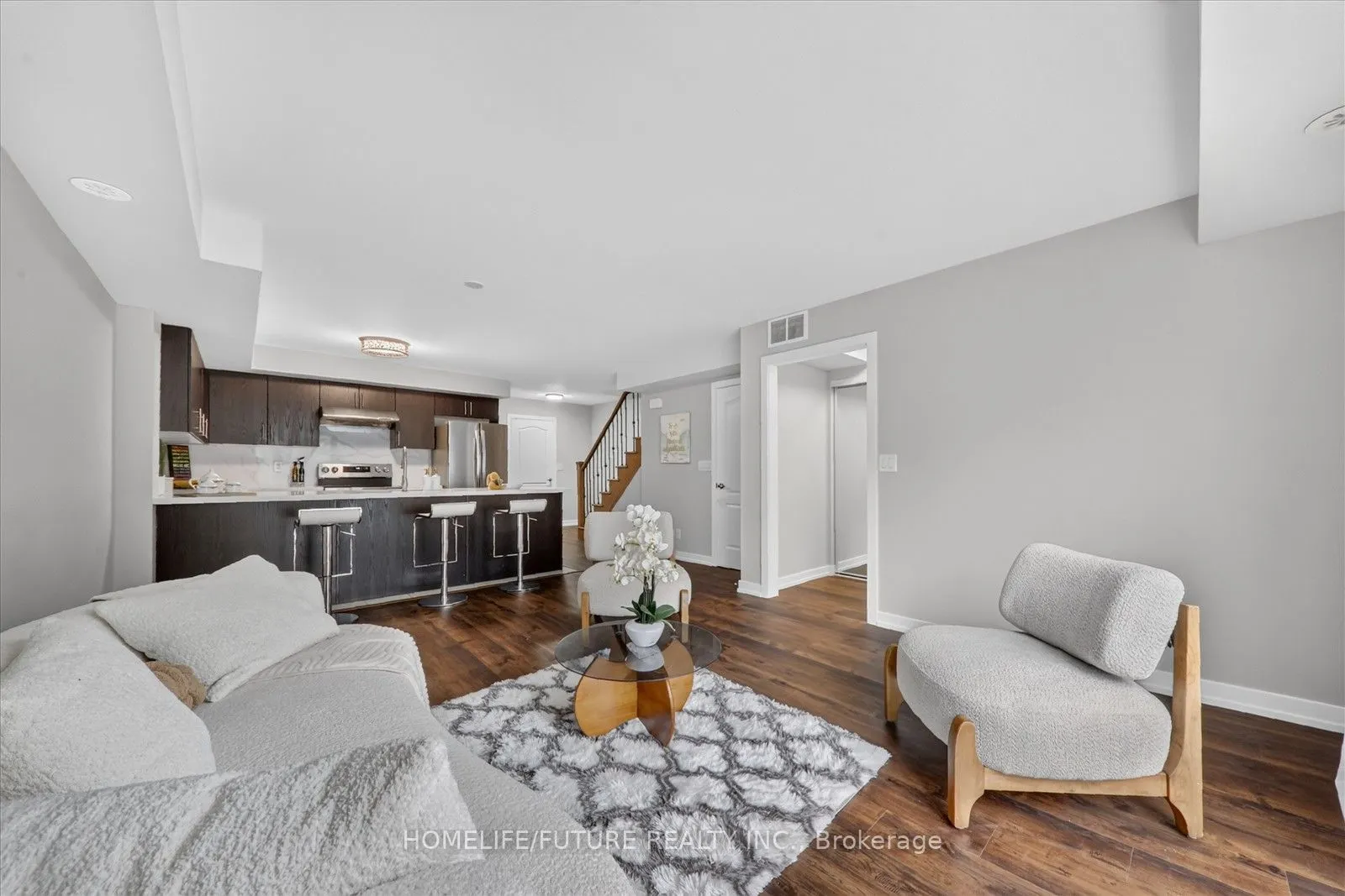65 Lindcrest Manor #1108