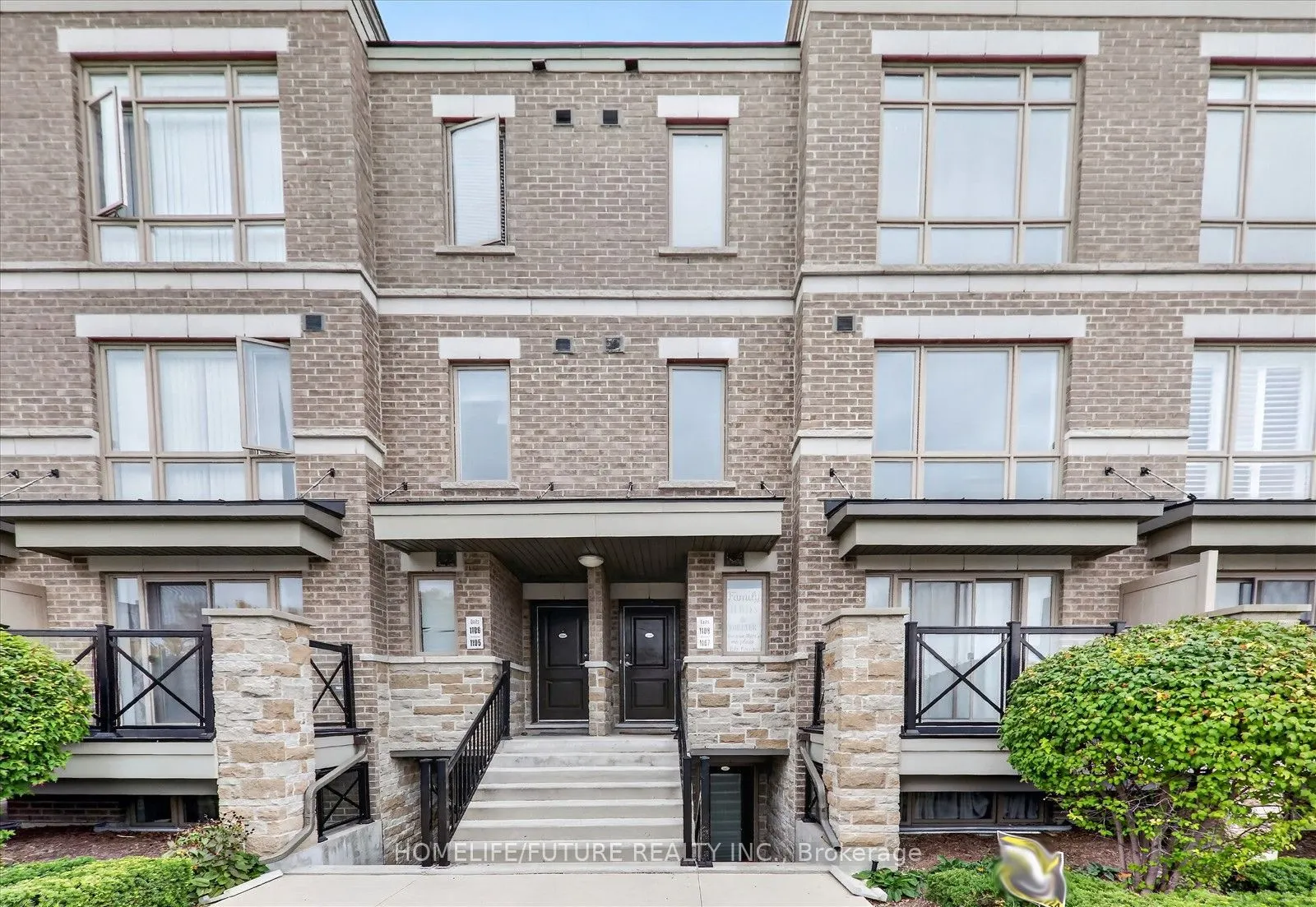 65 Lindcrest Manor #1108