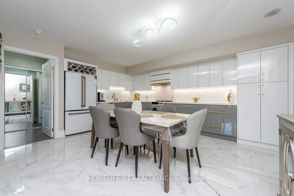 2500 Rutherford Road #303