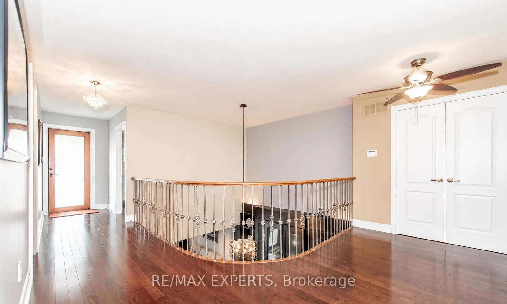 94 Royview Crescent