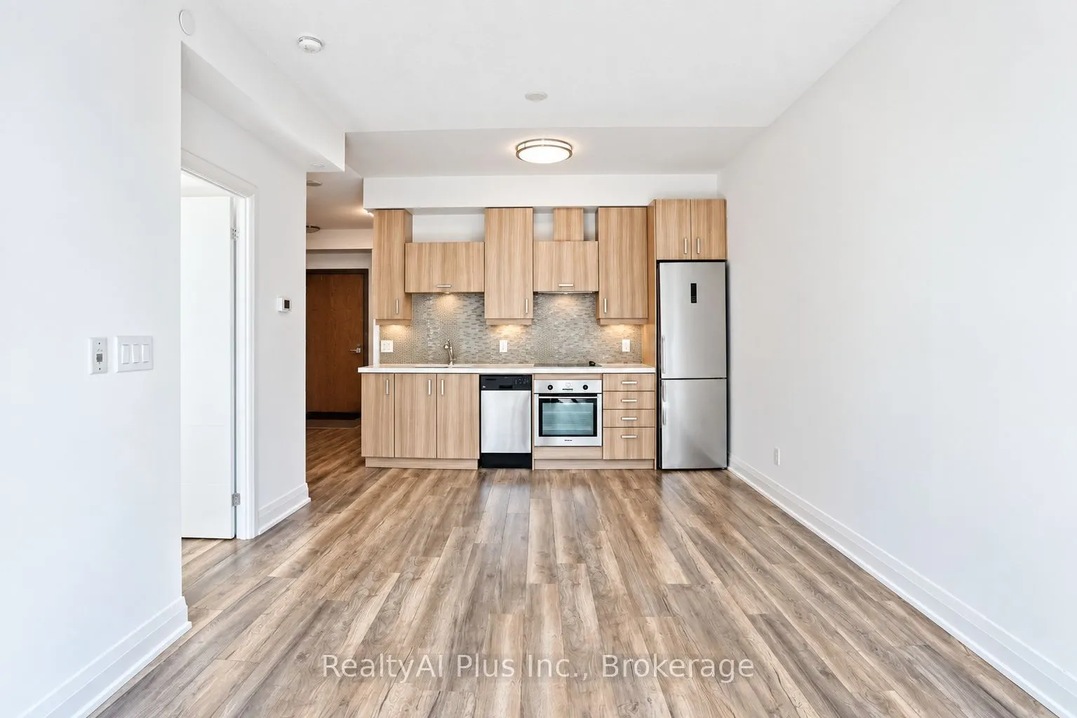 28 Uptown Drive #301
