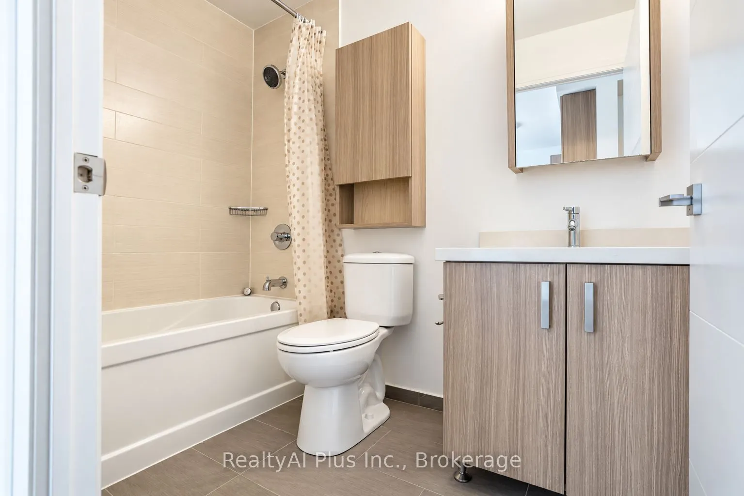 28 Uptown Drive #301
