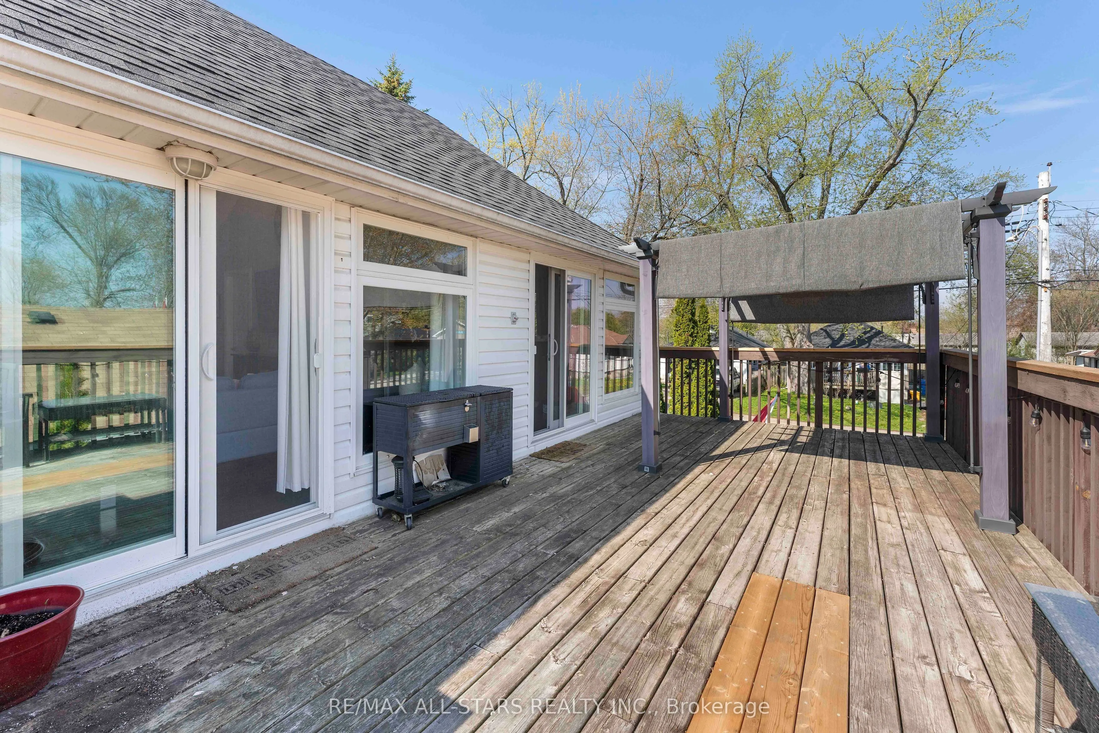 39 Franklin Beach Road