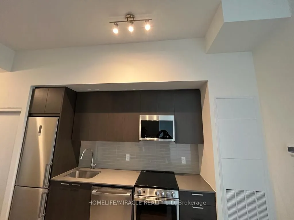 185 Deerfield Road #114