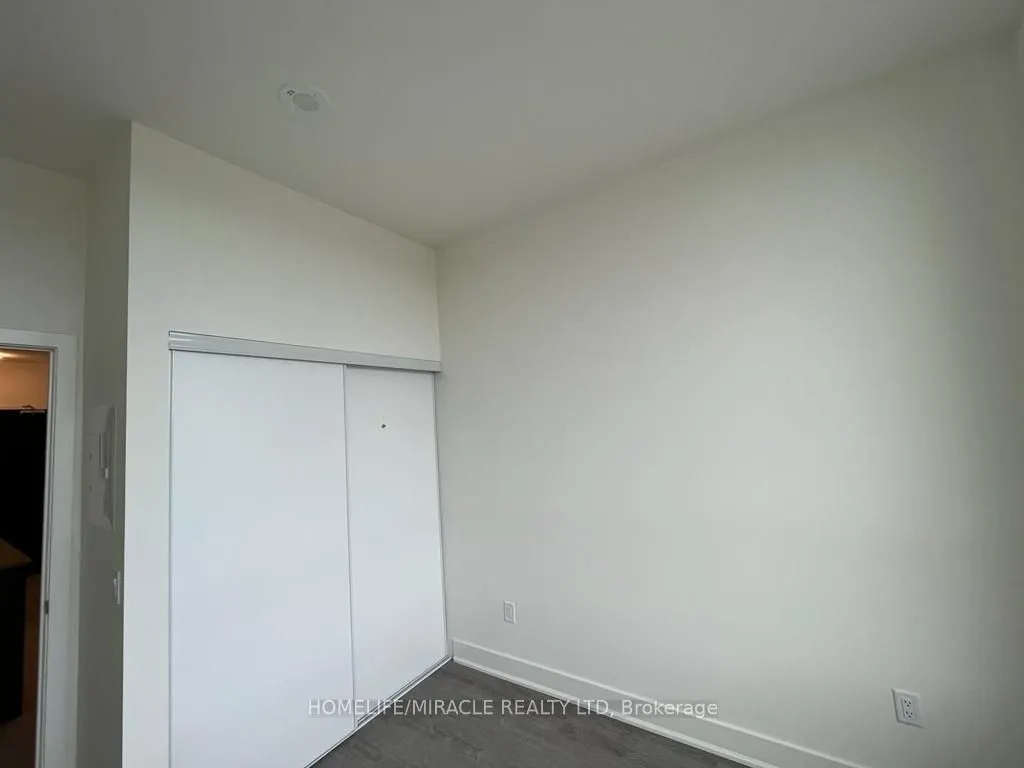 185 Deerfield Road #114