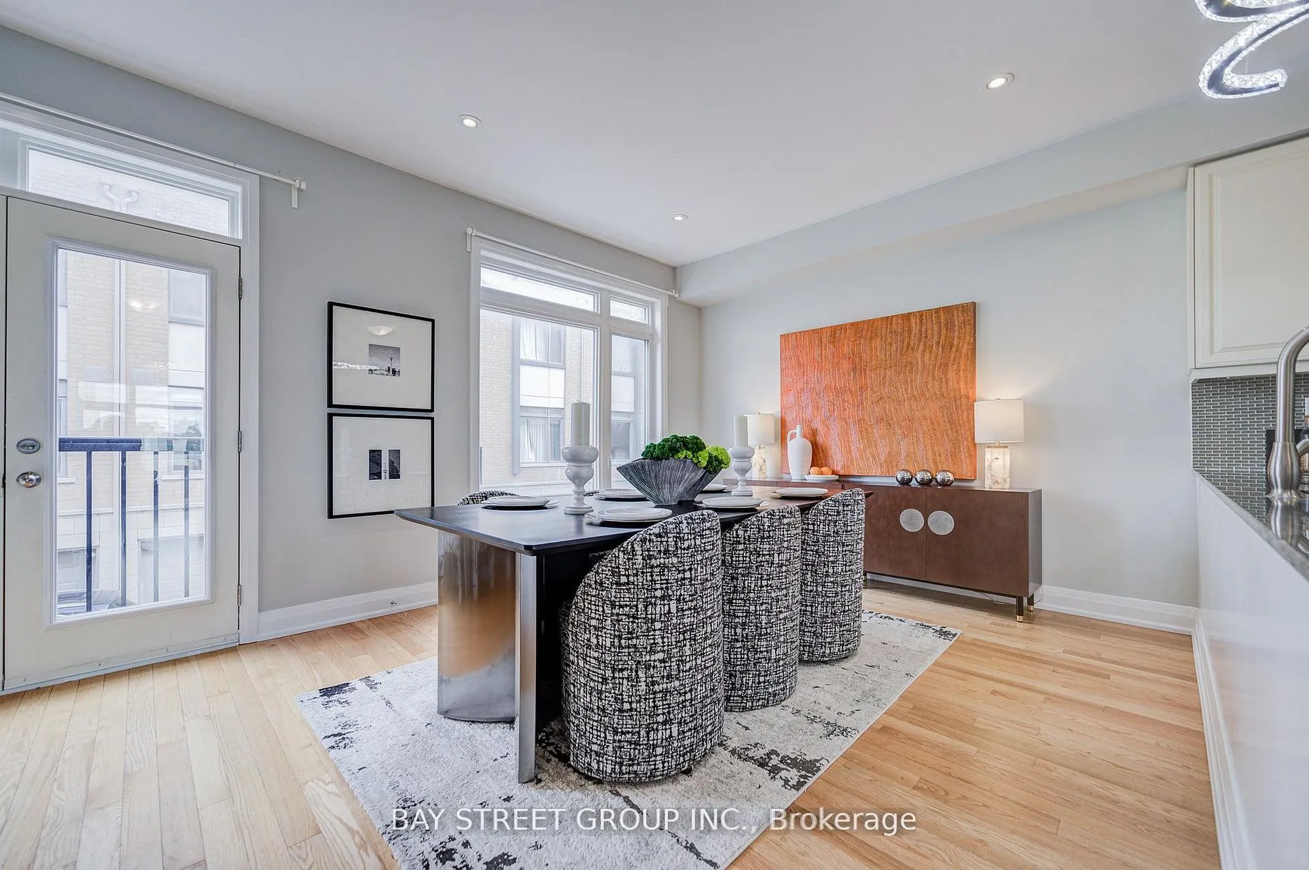 6 Teasel Way