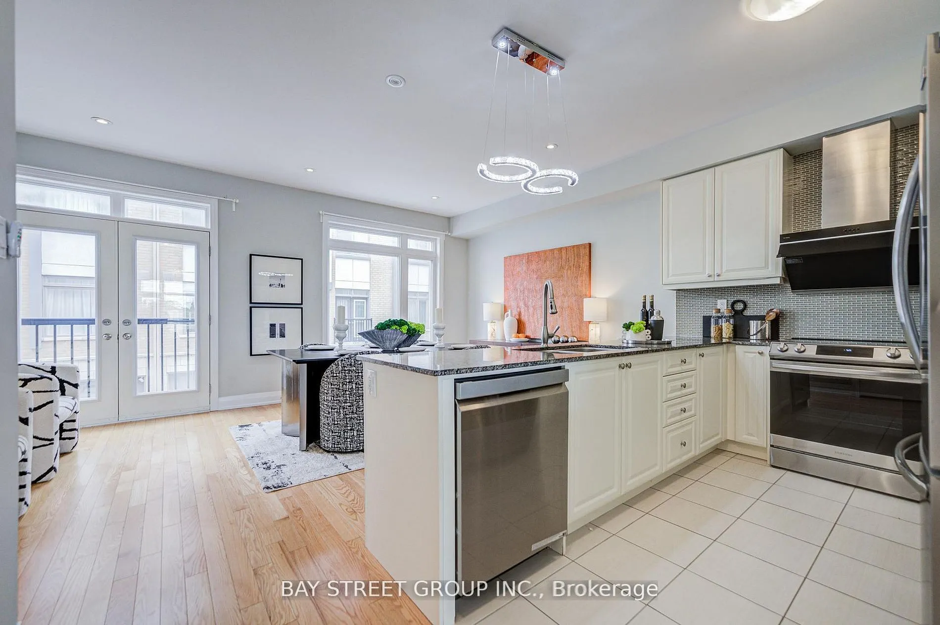 6 Teasel Way