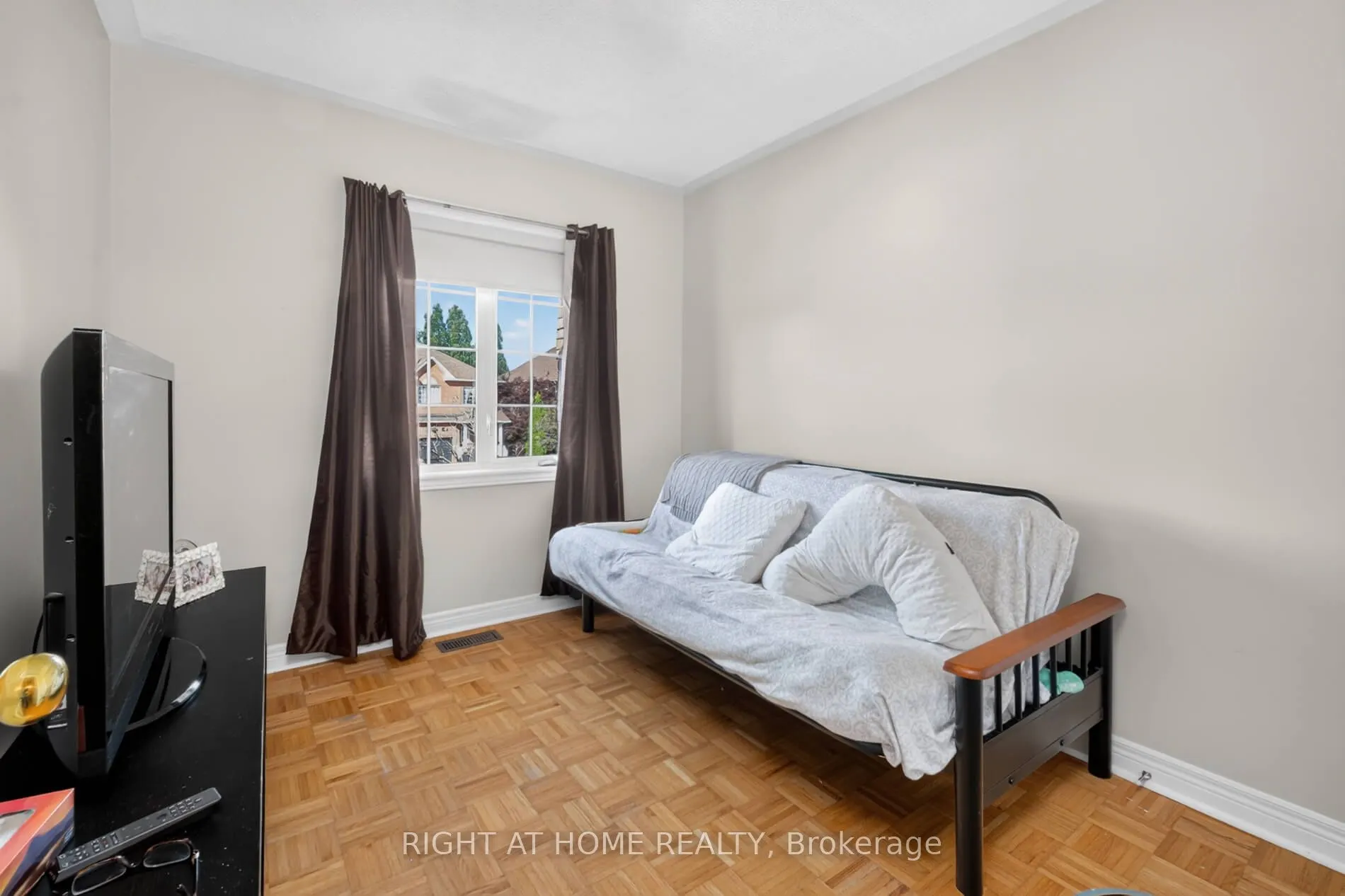 71 Pottery Place