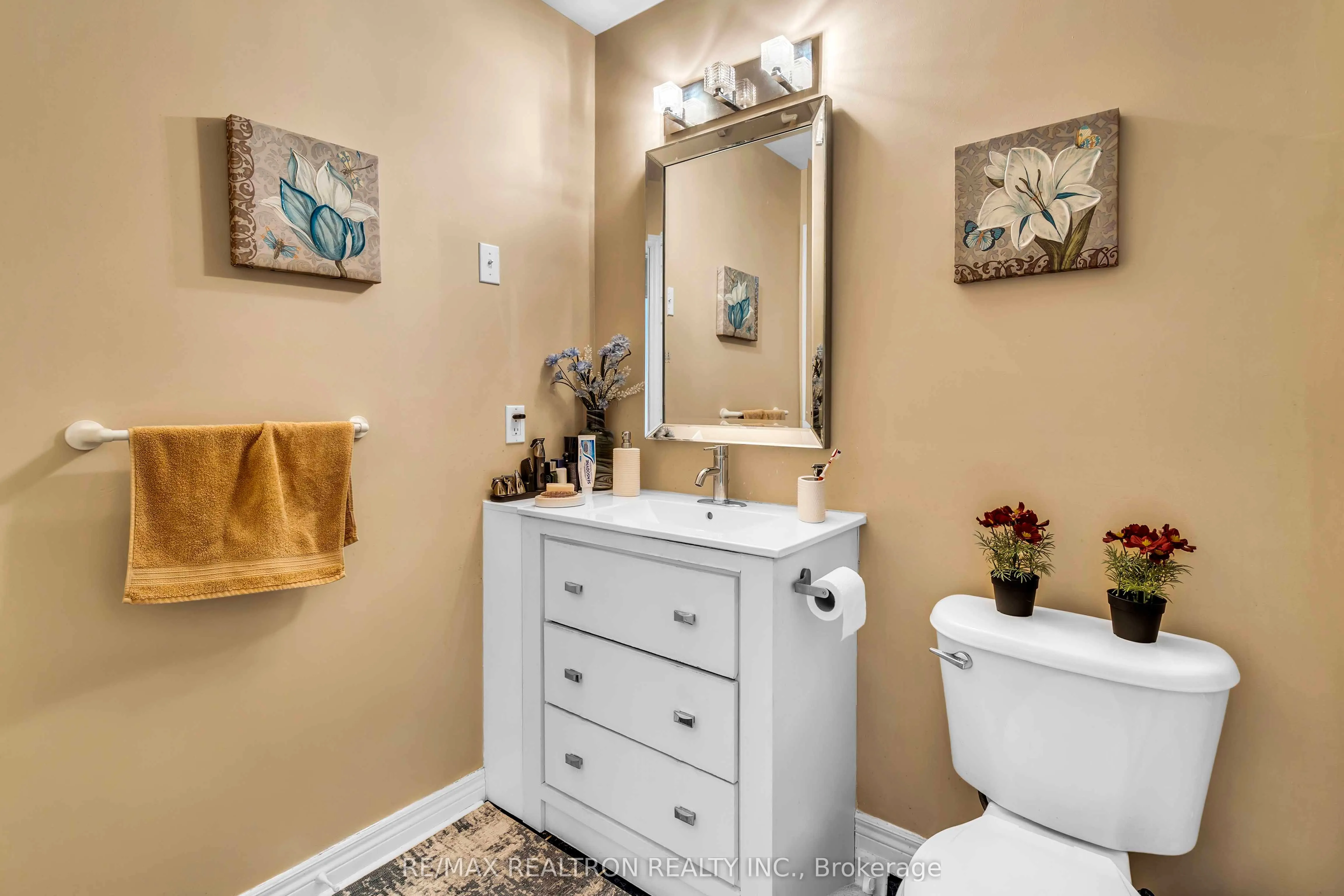 36 Edgemont Court