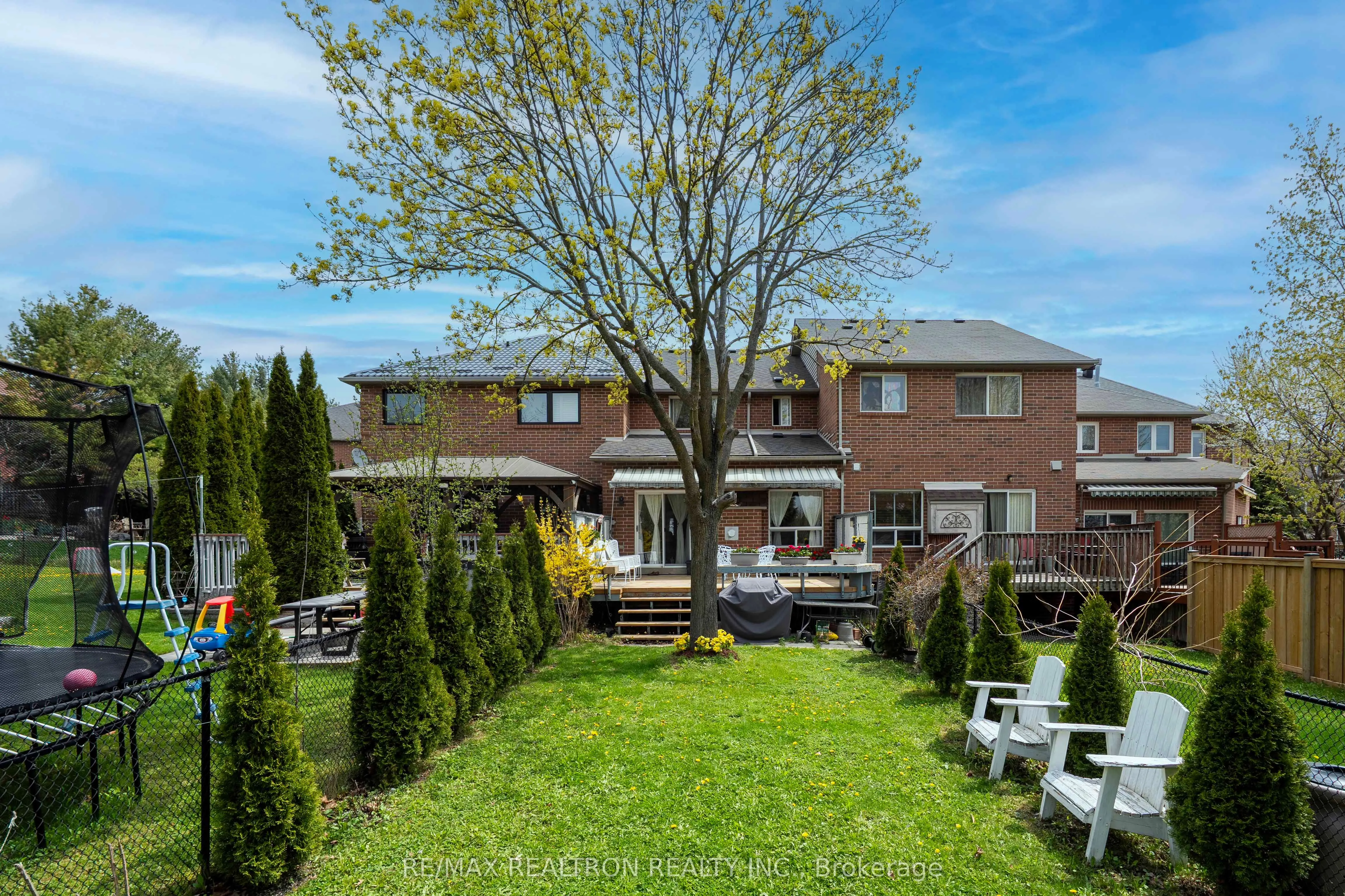 36 Edgemont Court
