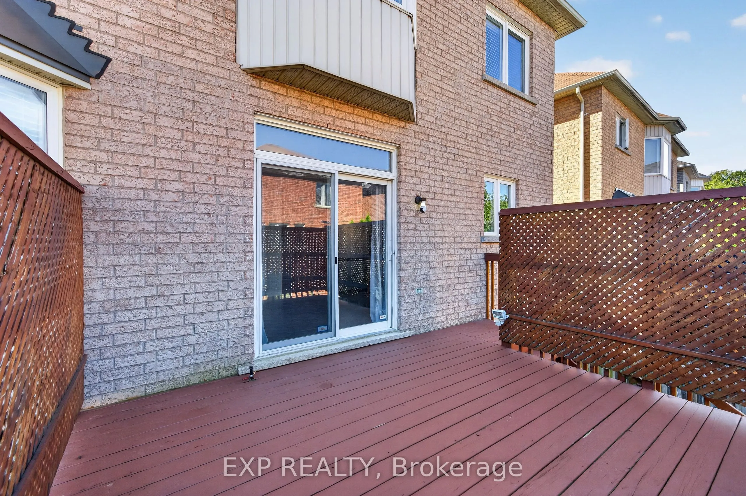 209 Woodspring Avenue