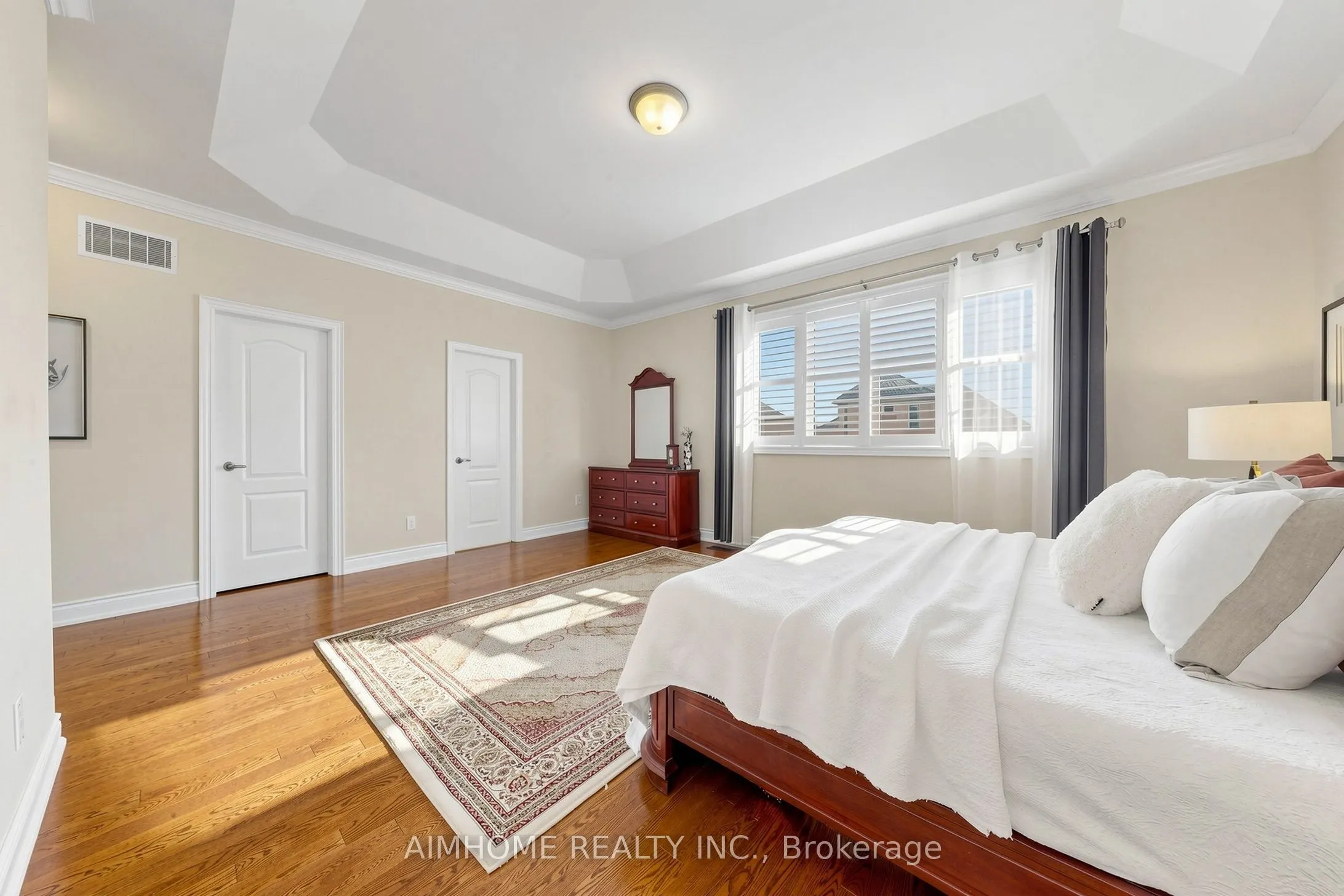 35 Marbrook Street