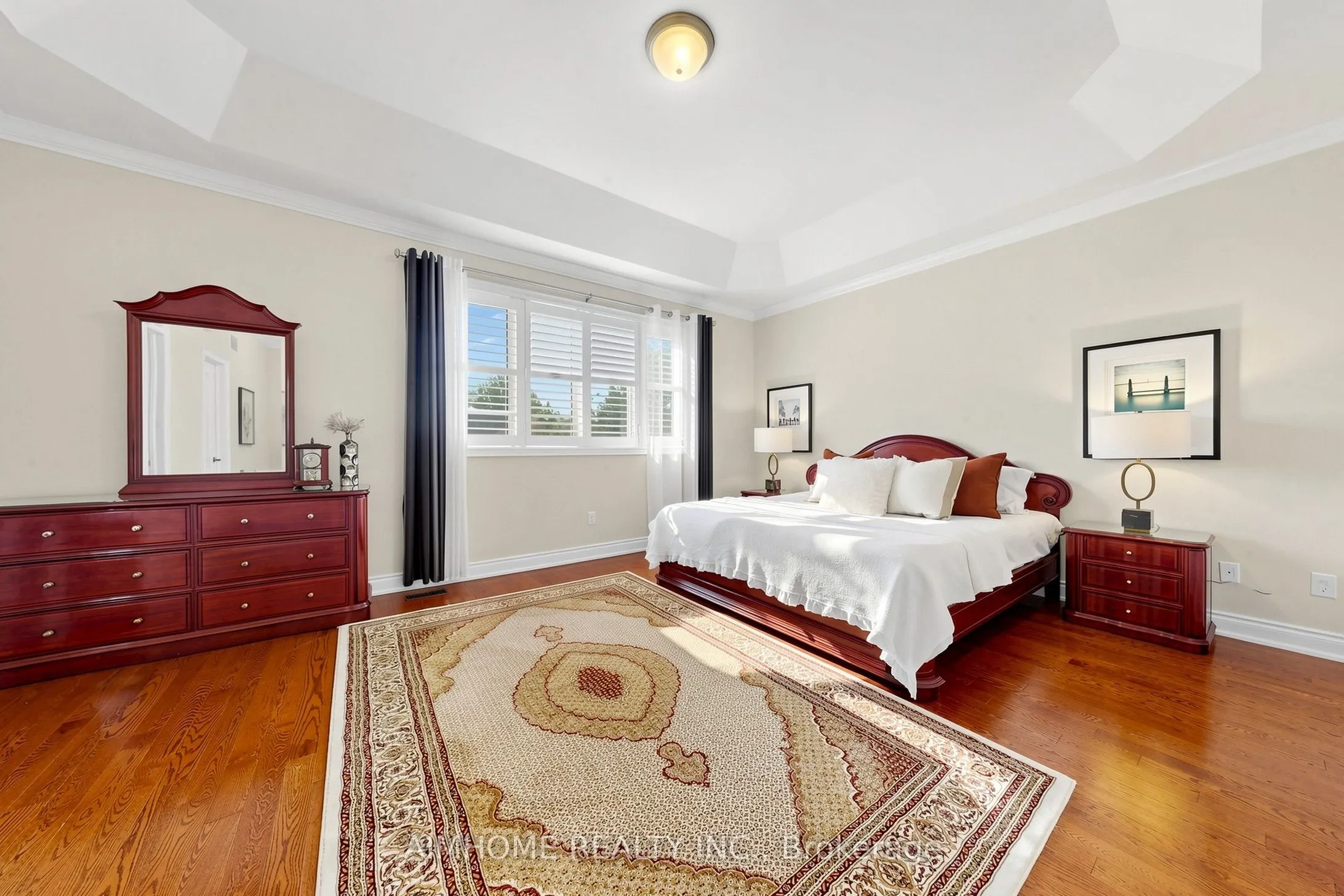 35 Marbrook Street