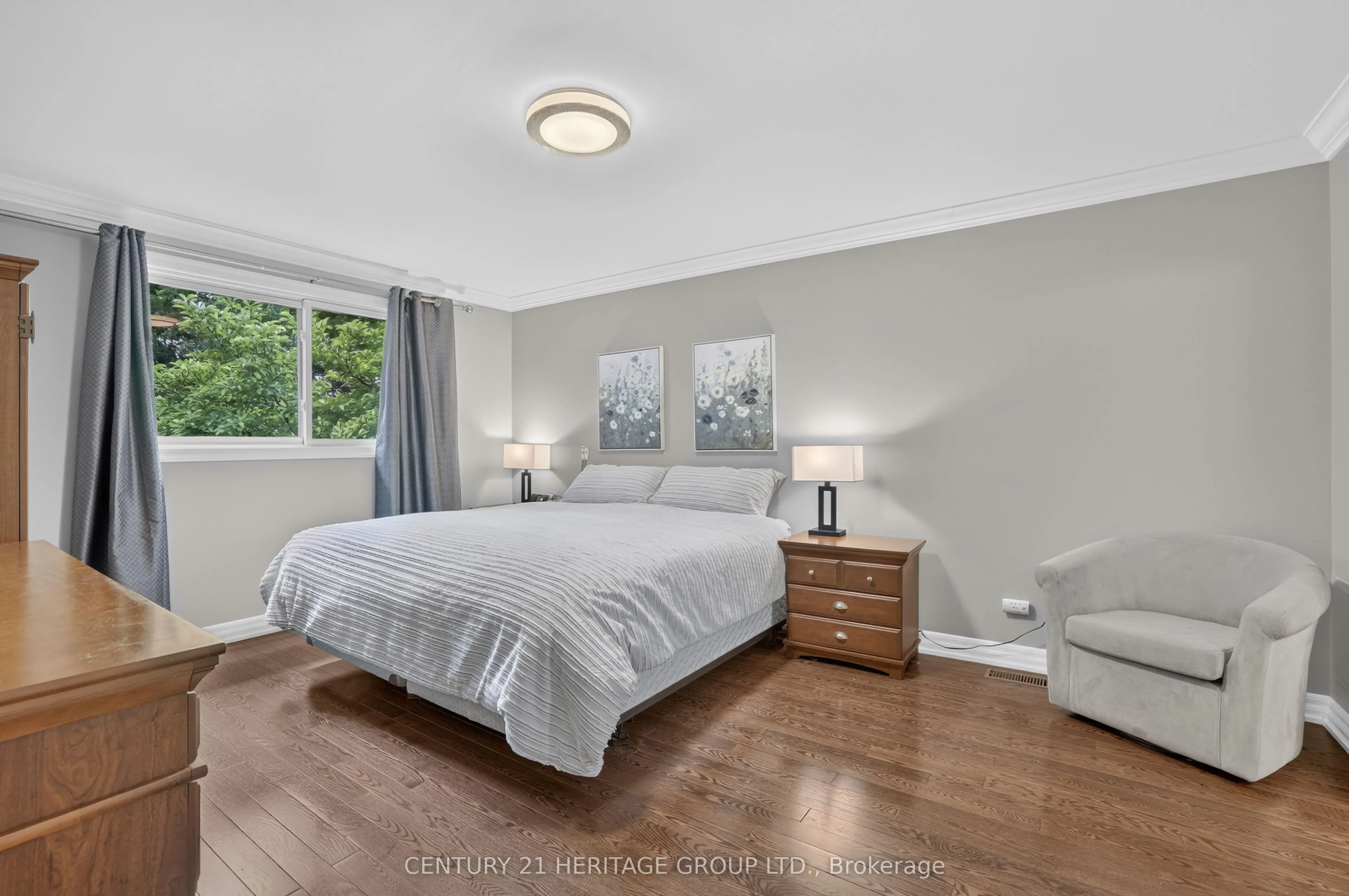28 Innis Crescent