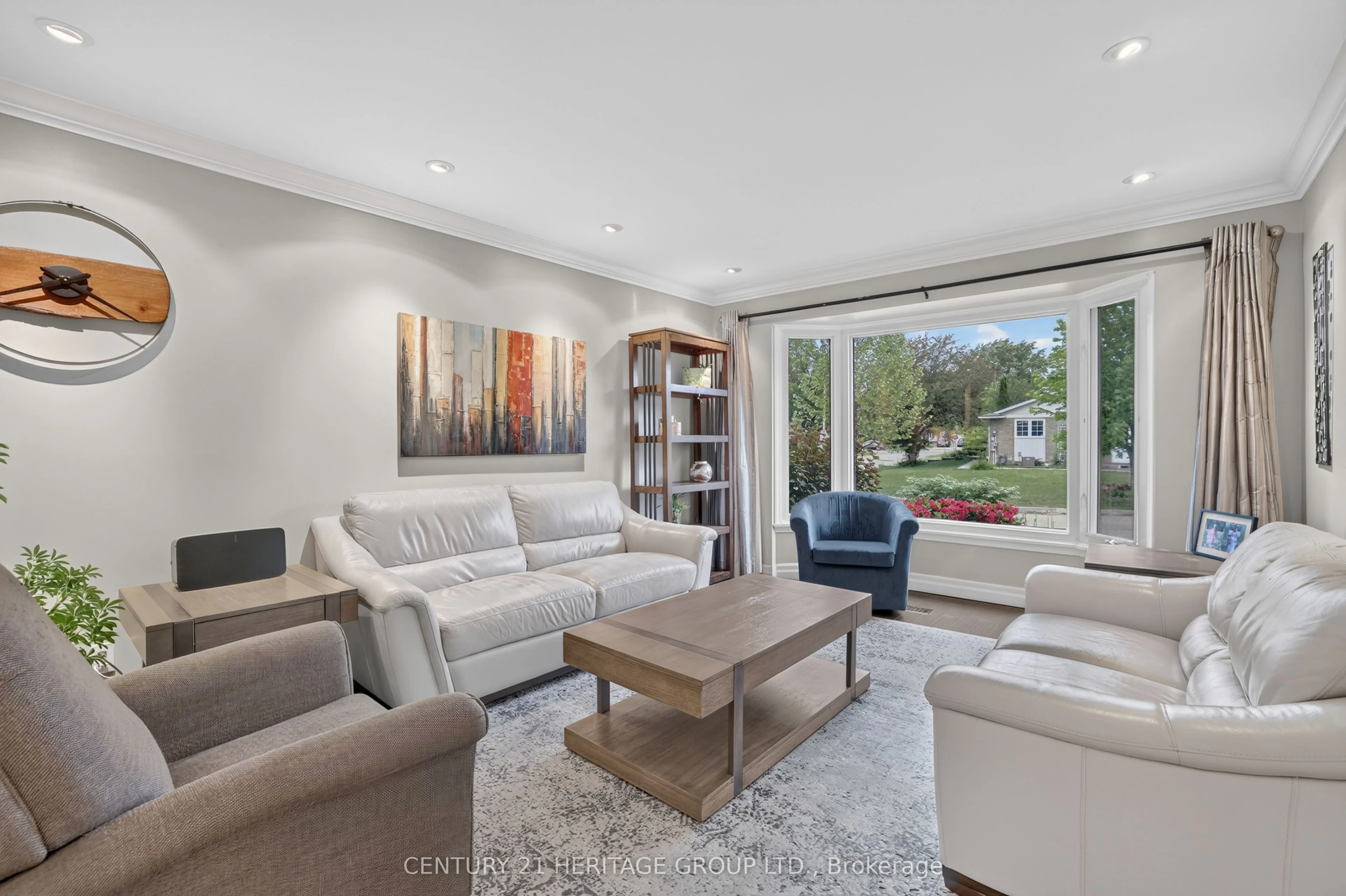 28 Innis Crescent
