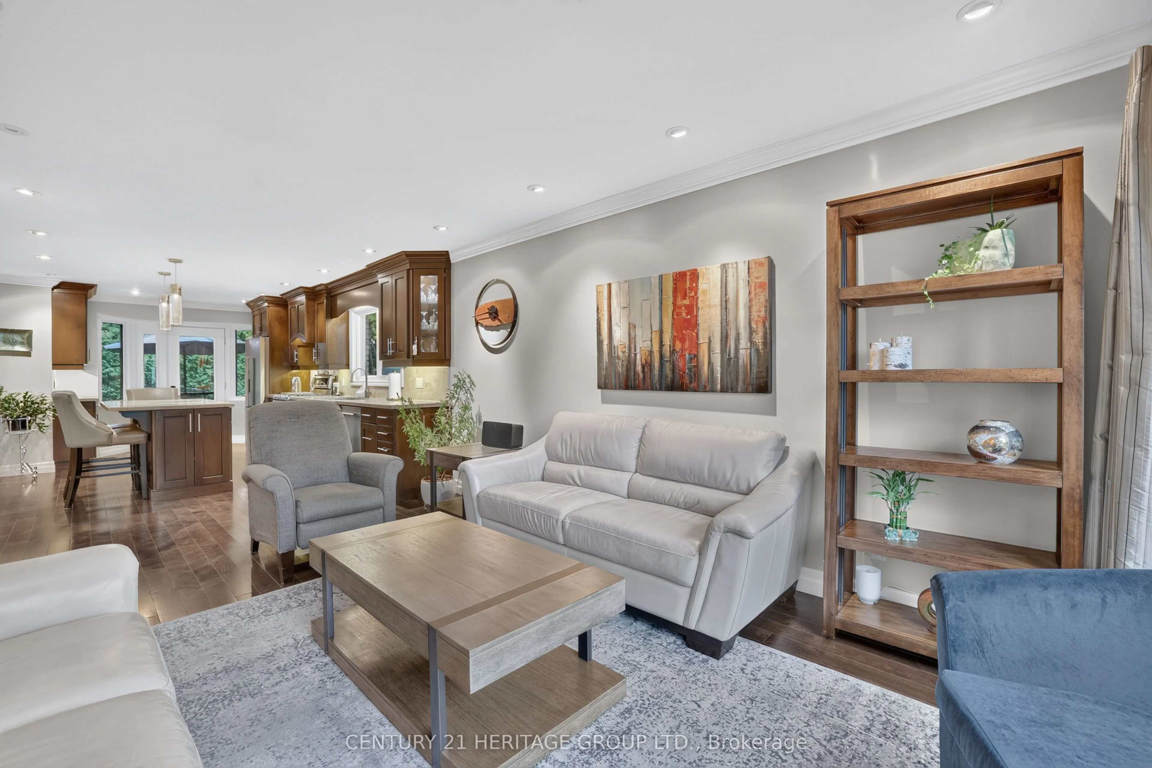 28 Innis Crescent