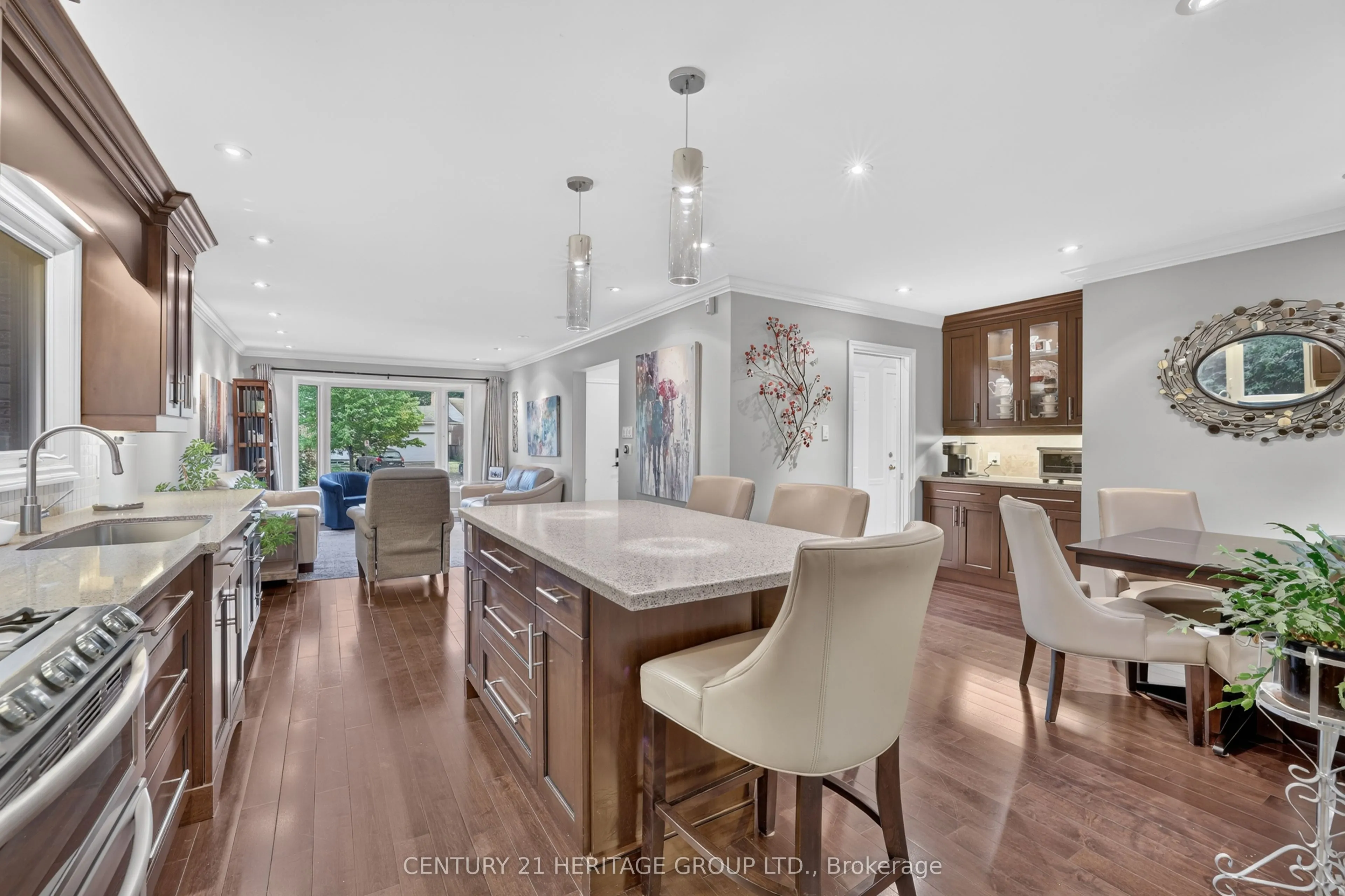 28 Innis Crescent