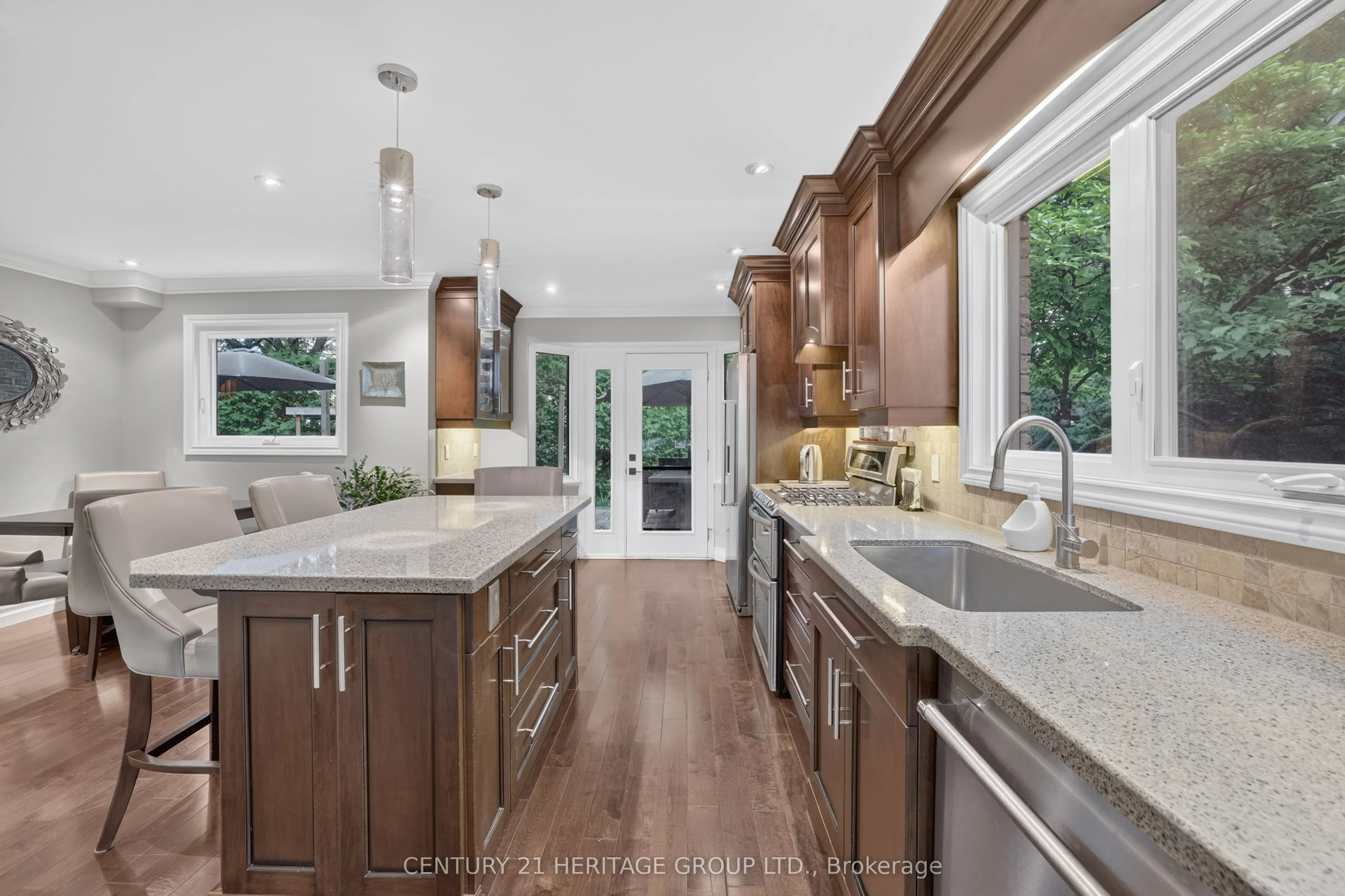 28 Innis Crescent