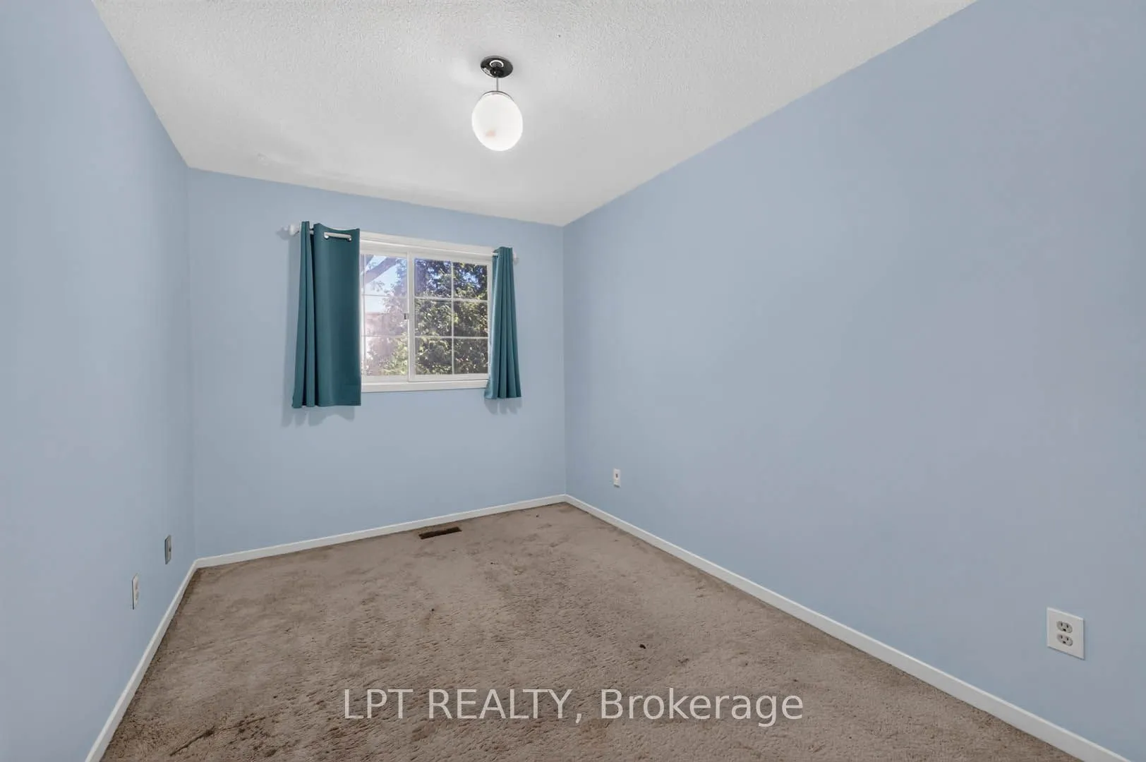 118 Tamarack Drive