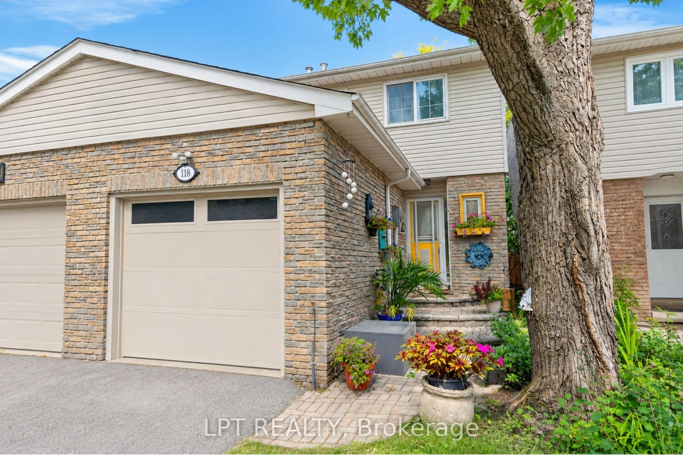 118 Tamarack Drive