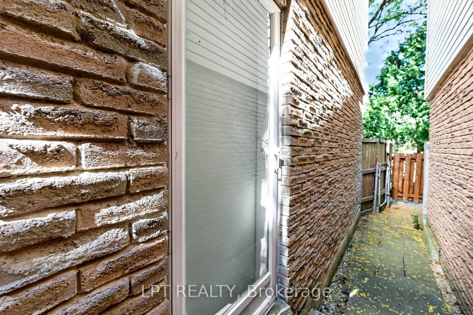 118 Tamarack Drive