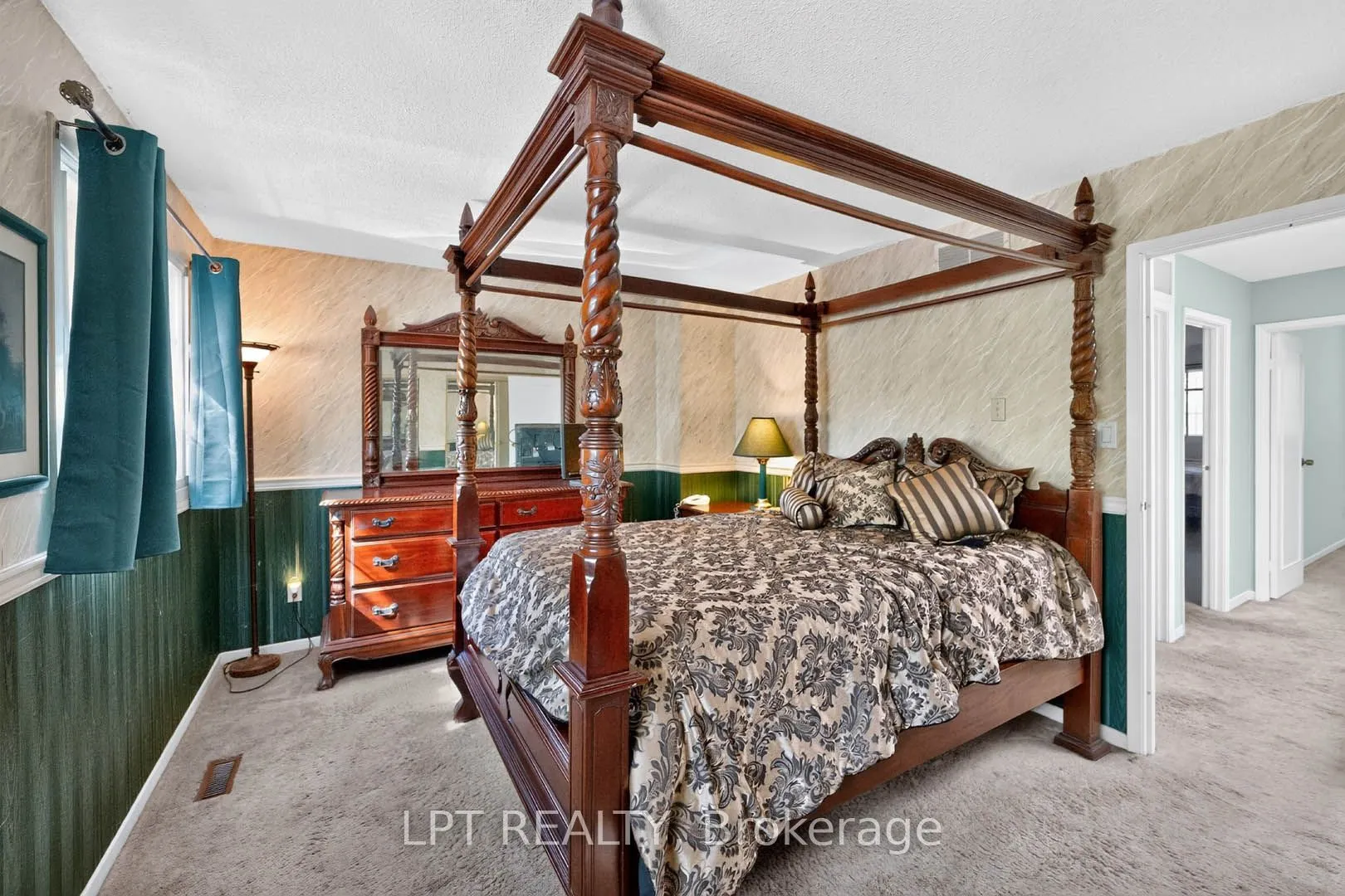 118 Tamarack Drive