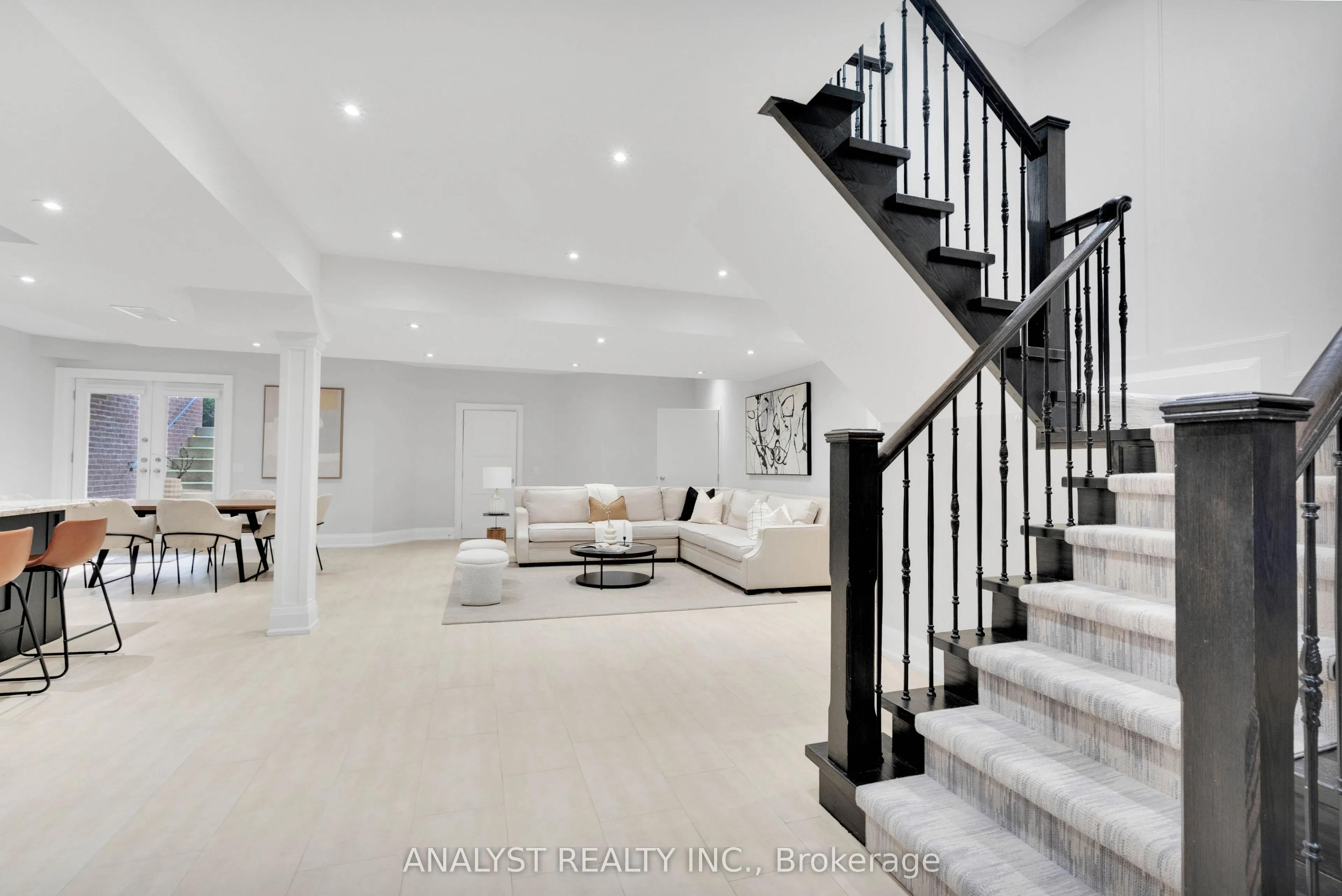106 Donhill Crescent
