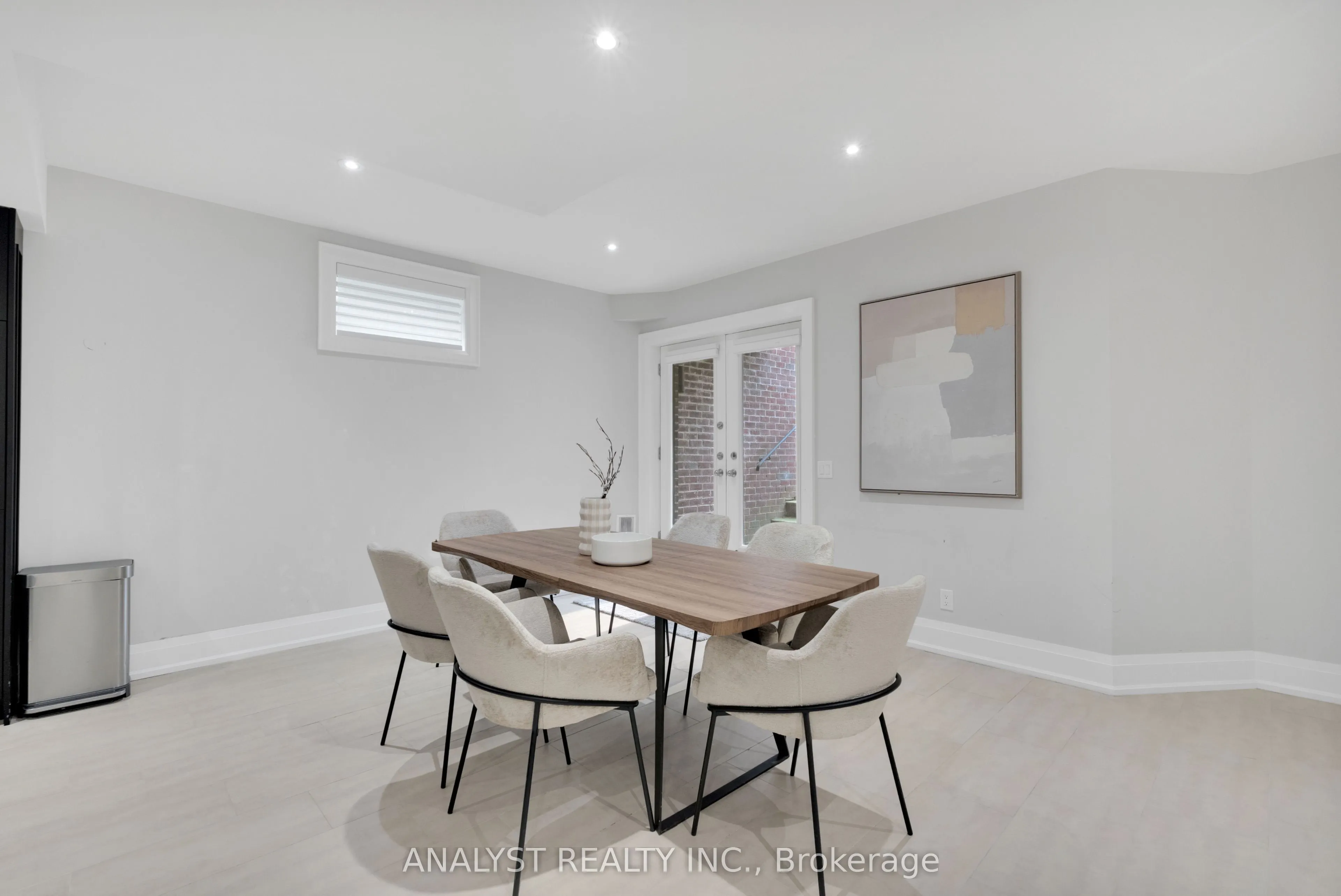 106 Donhill Crescent