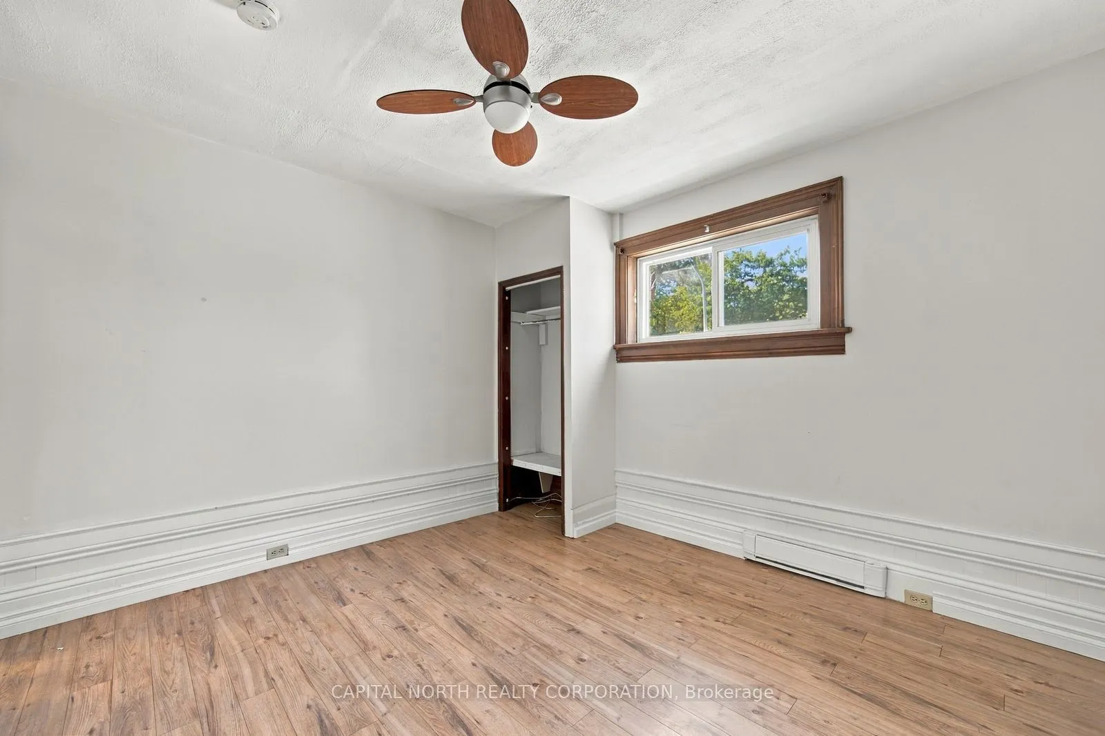 104 Wellington Street E #2