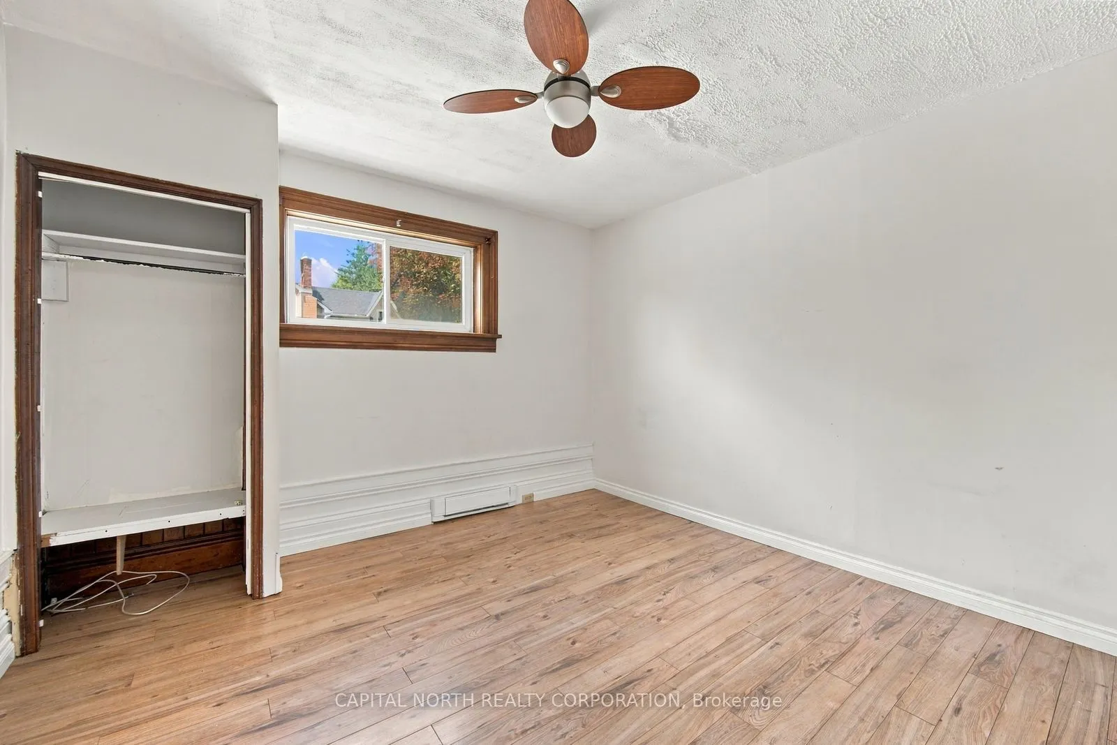 104 Wellington Street E #2