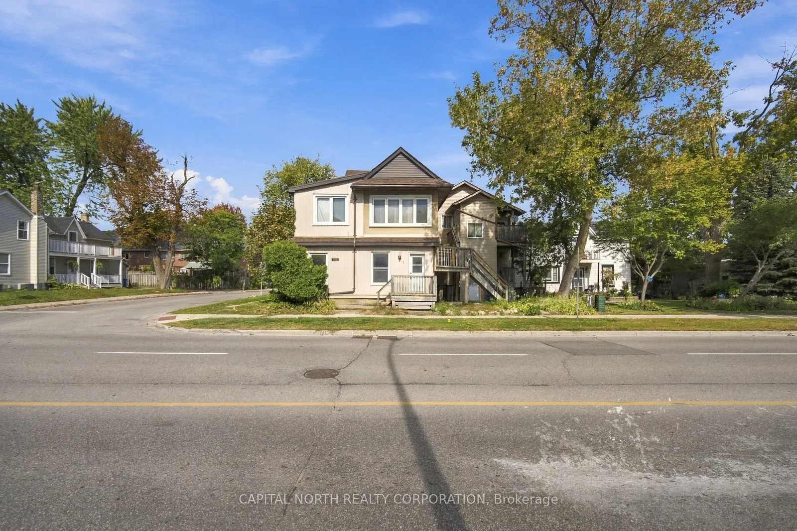 104 Wellington Street E #2