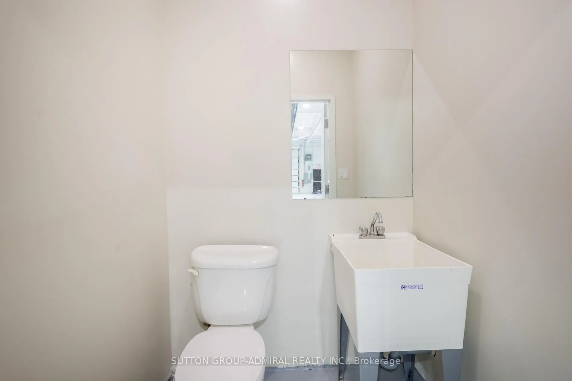 3300 Steeles Avenue W #14
