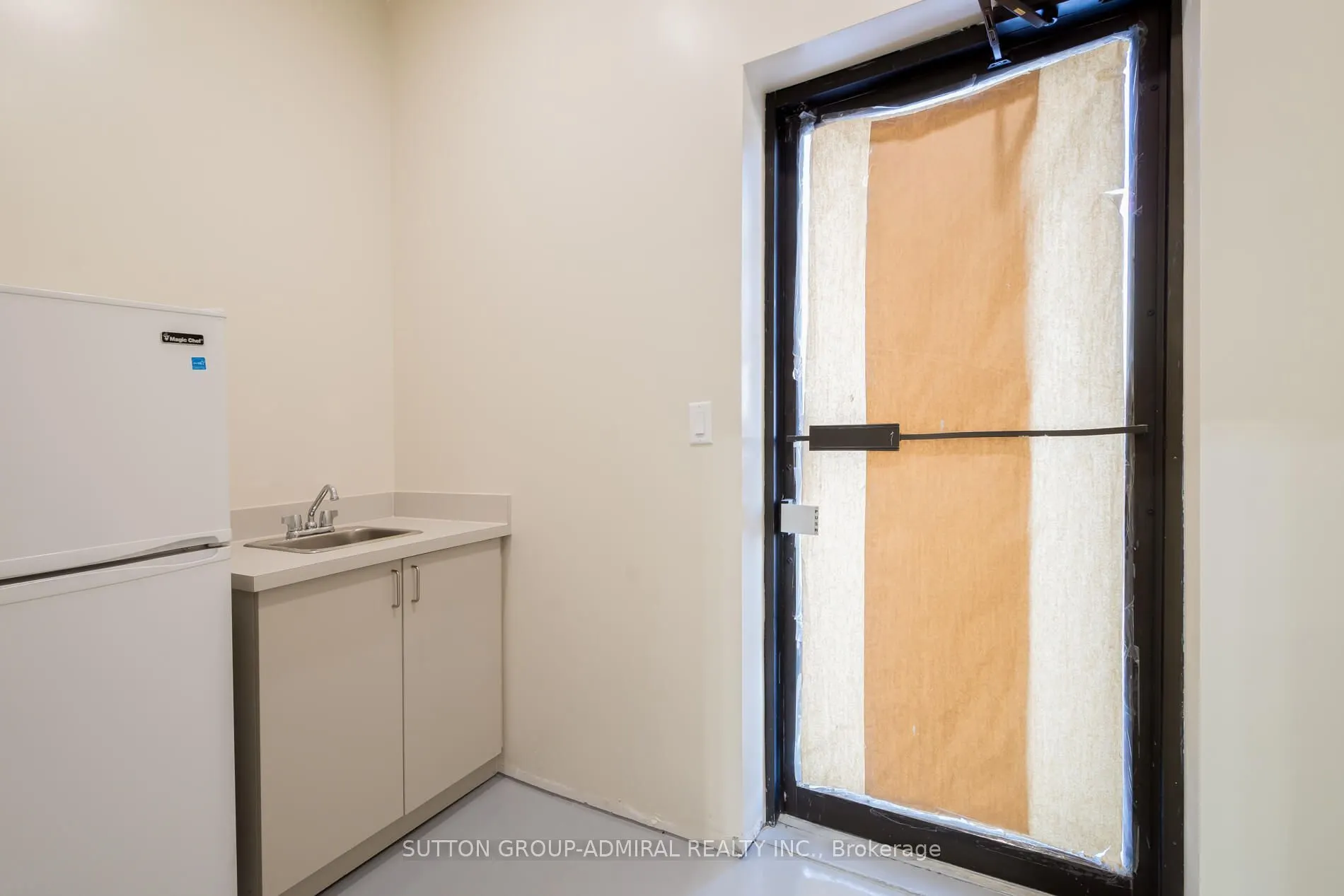 3300 Steeles Avenue W #14
